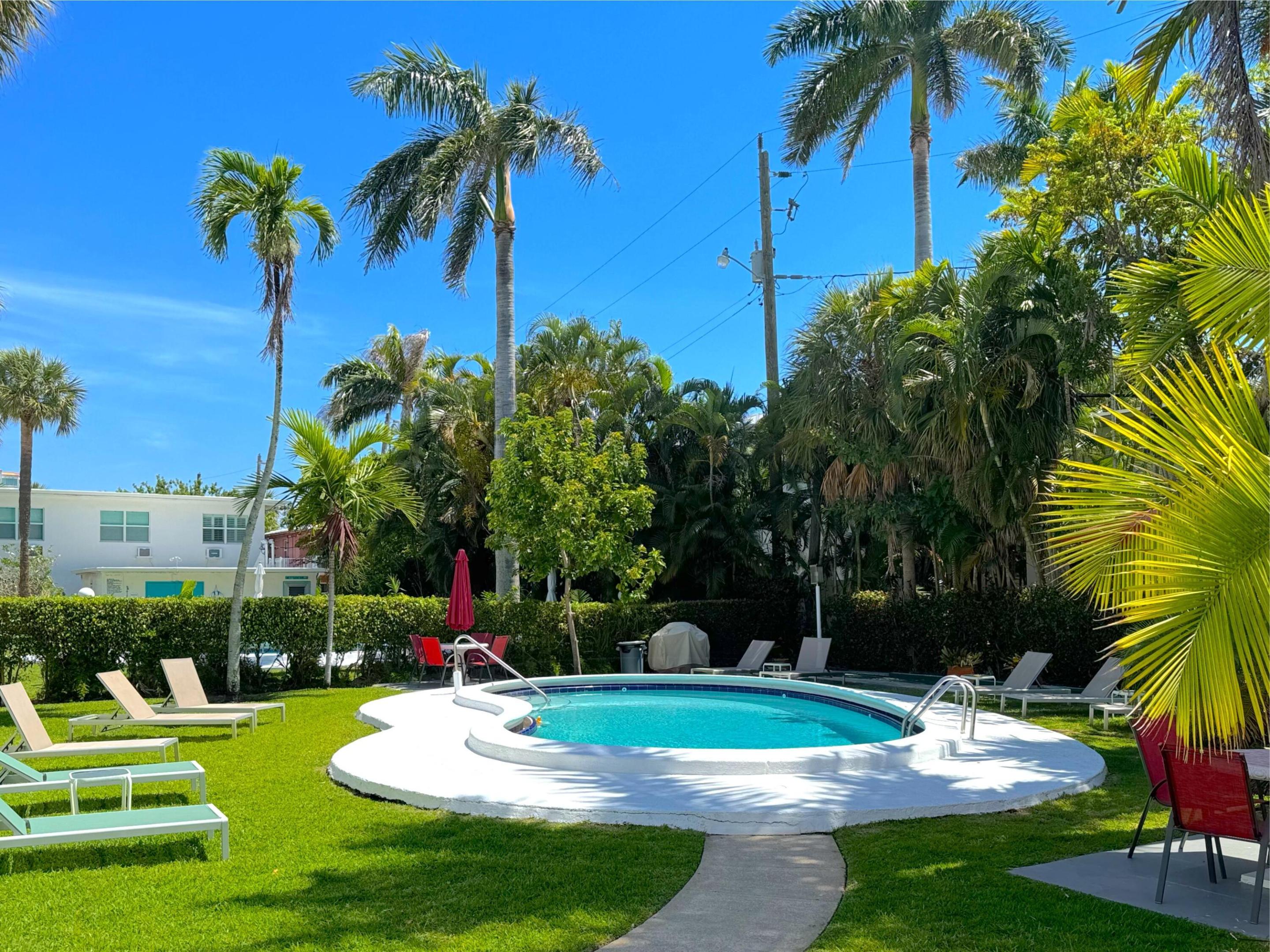 BEACHSIDE APTS CO-OP - Residential