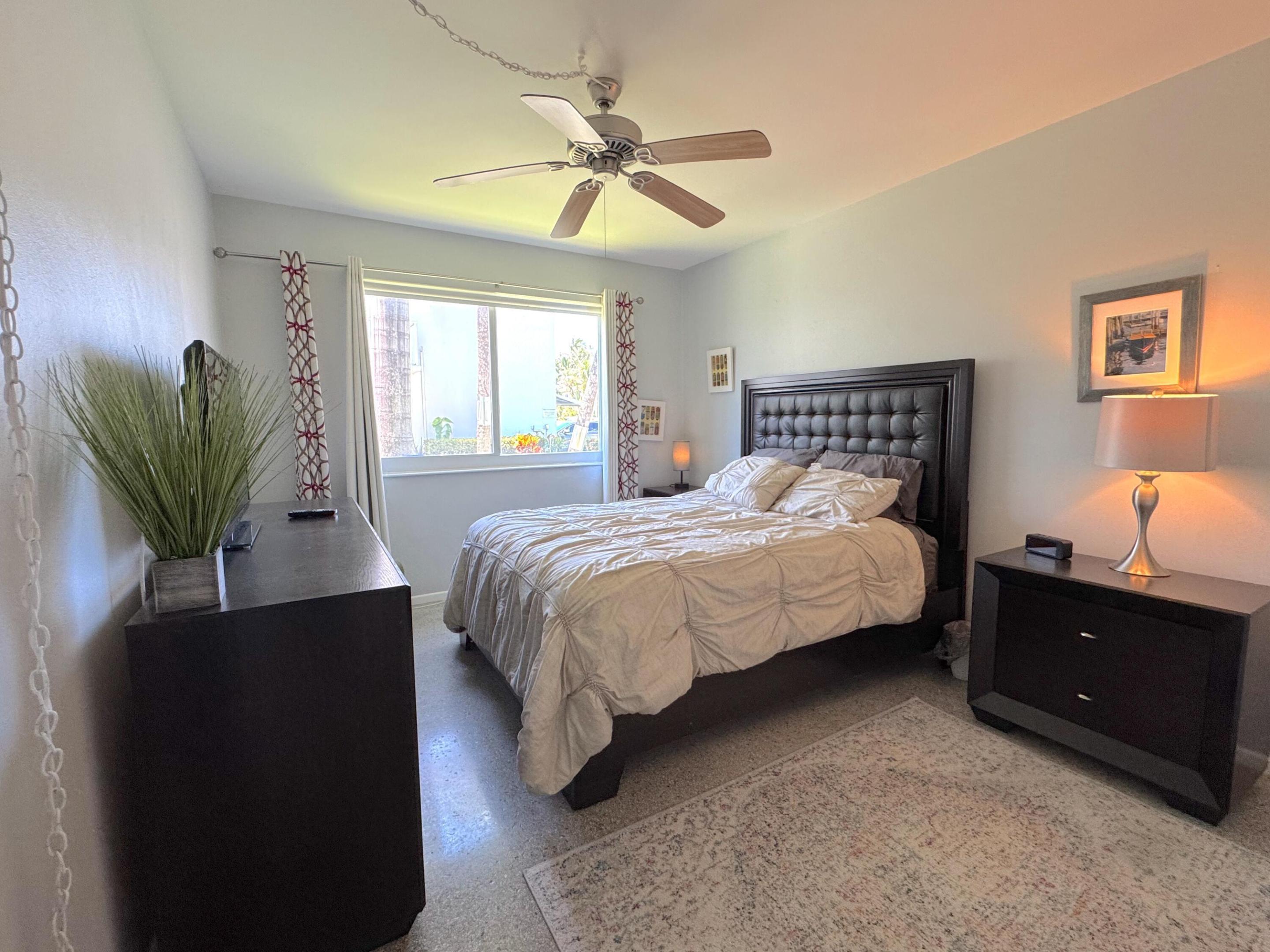 BEACHSIDE APTS CO-OP - Residential