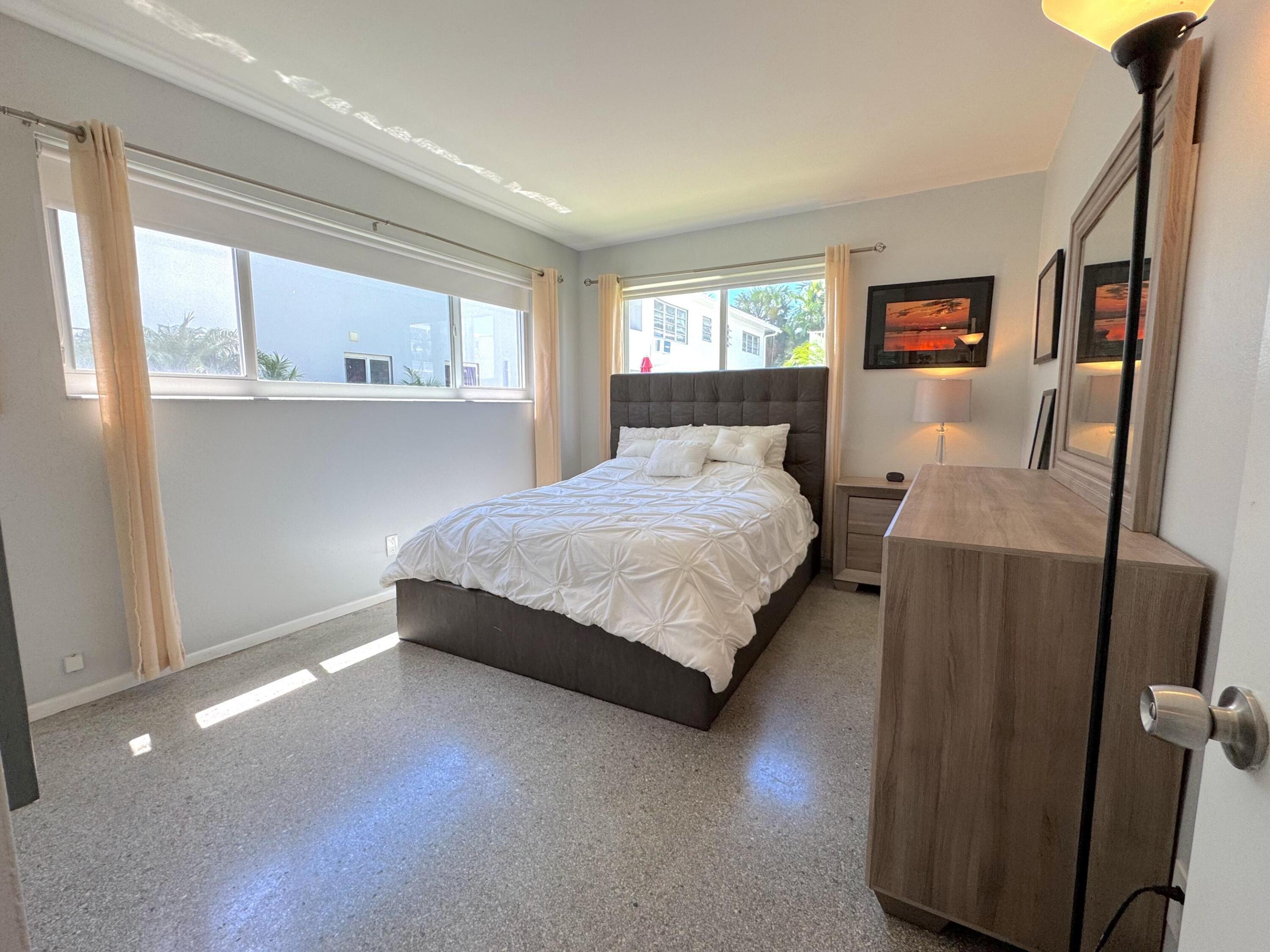 BEACHSIDE APTS CO-OP - Residential