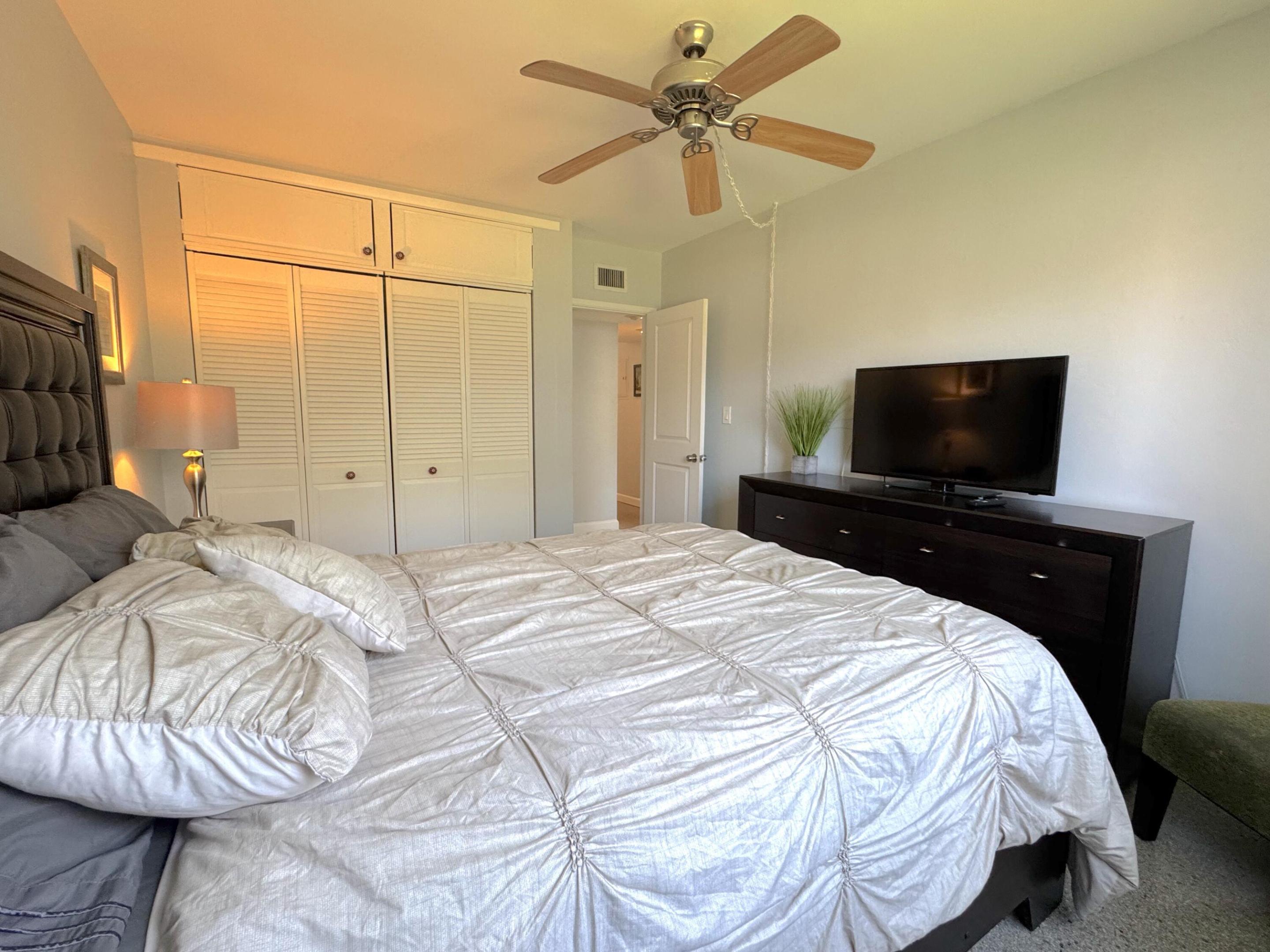 BEACHSIDE APTS CO-OP - Residential