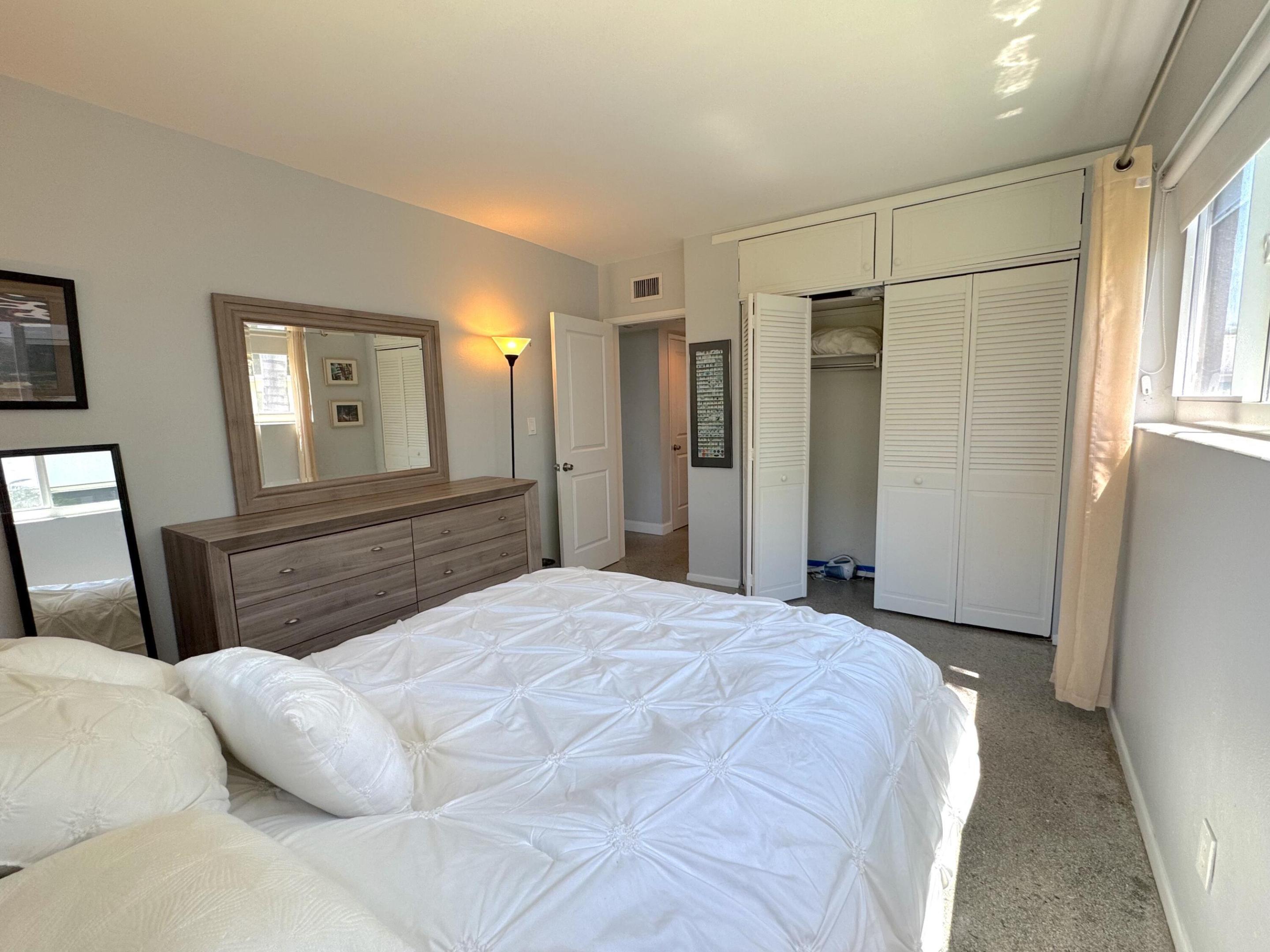 BEACHSIDE APTS CO-OP - Residential