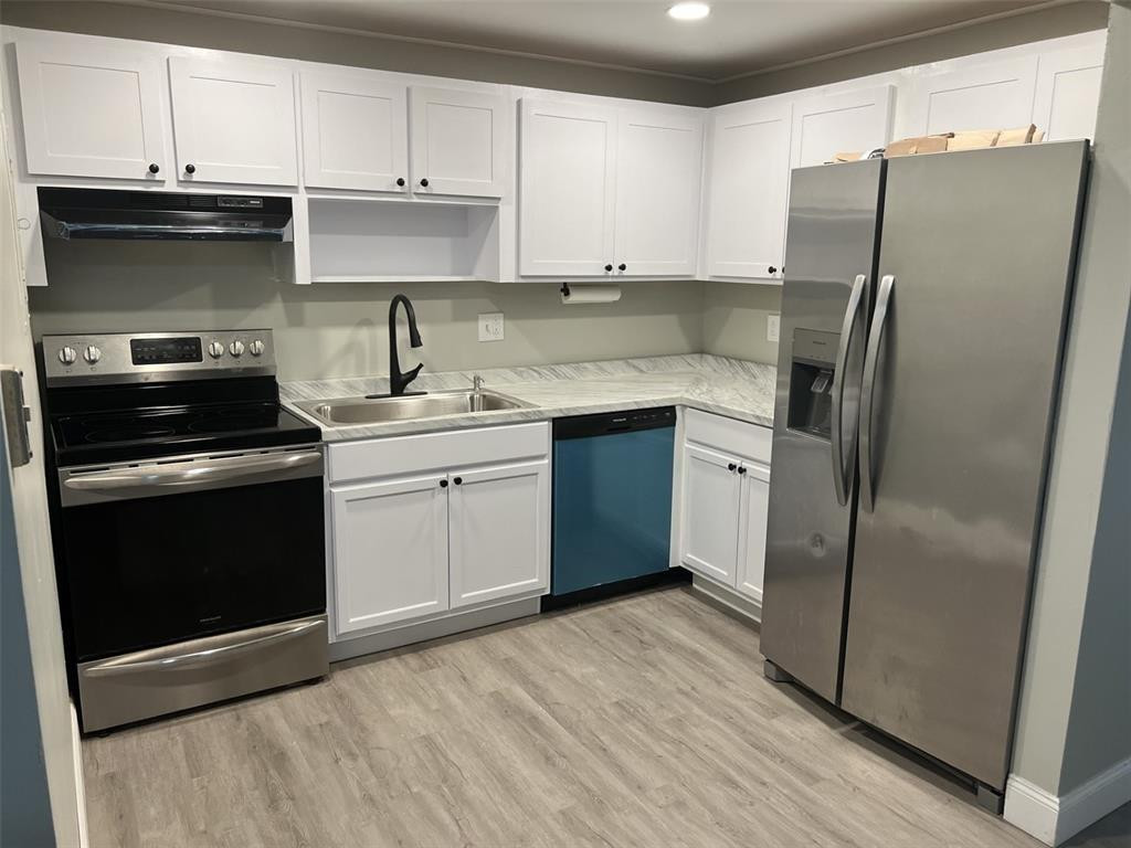 OMEGA CONDO NO 2 - Residential