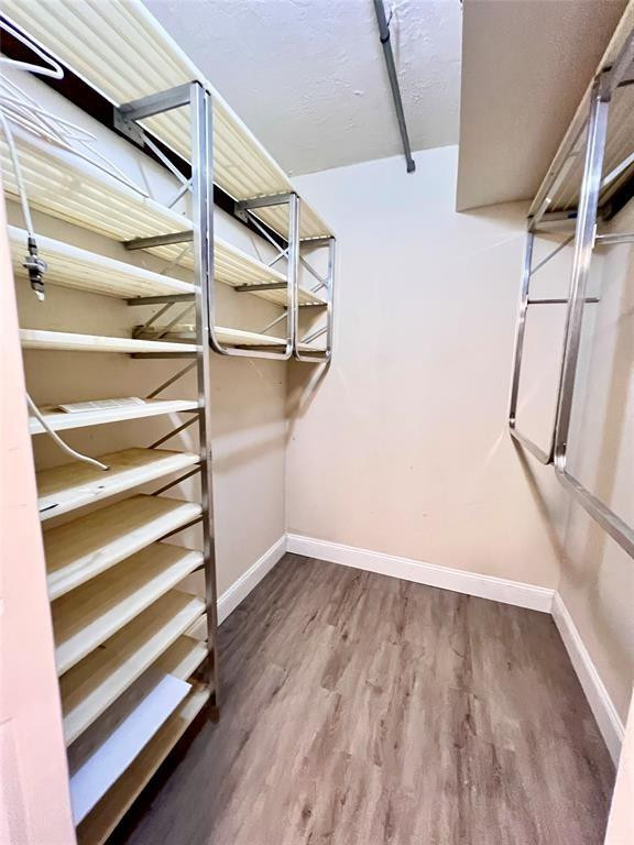 OMEGA CONDO NO 2 - Residential