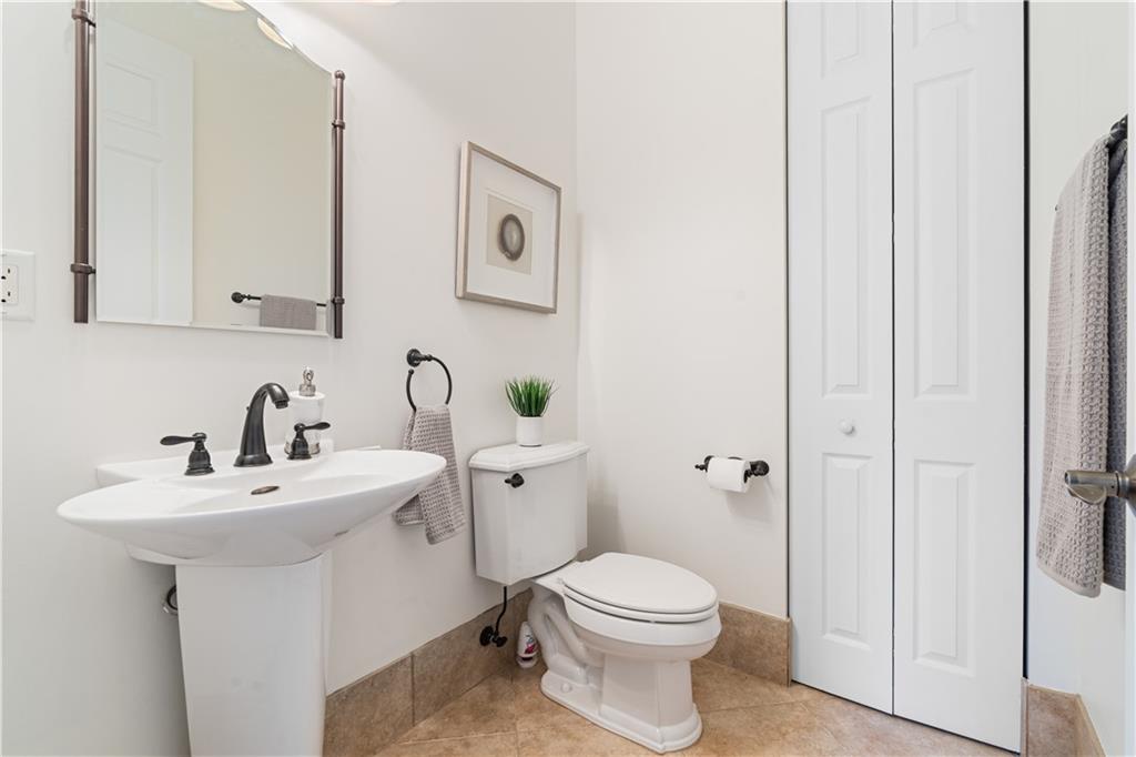 GARDEN ISLES - Residential