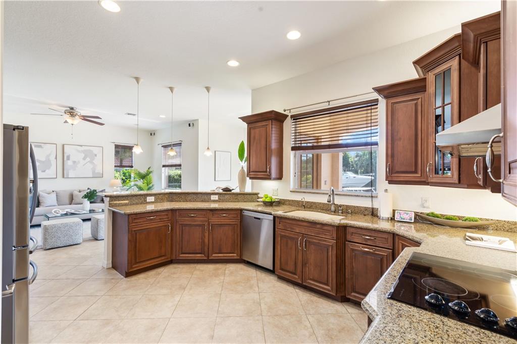 GARDEN ISLES - Residential