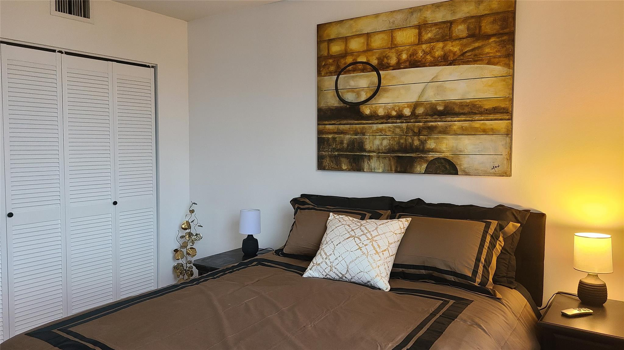 OLYMPUS CONDO PHASE - Residential Lease