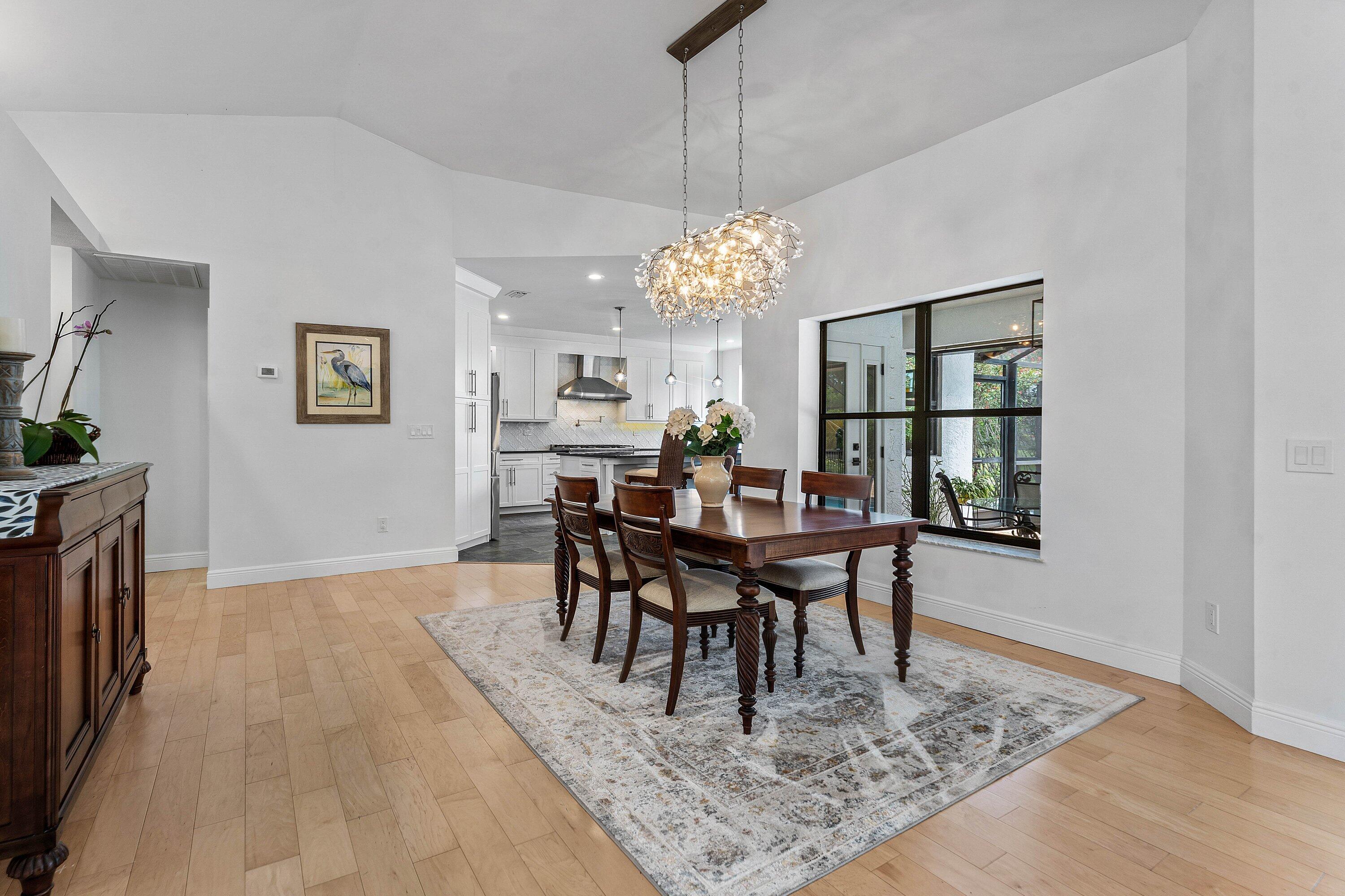 THE LINKS - Residential