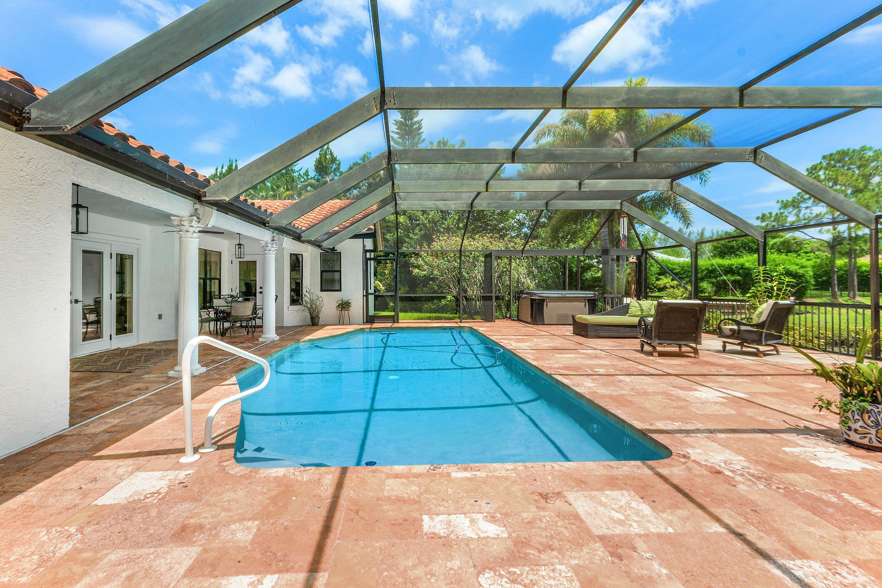 THE LINKS - Residential