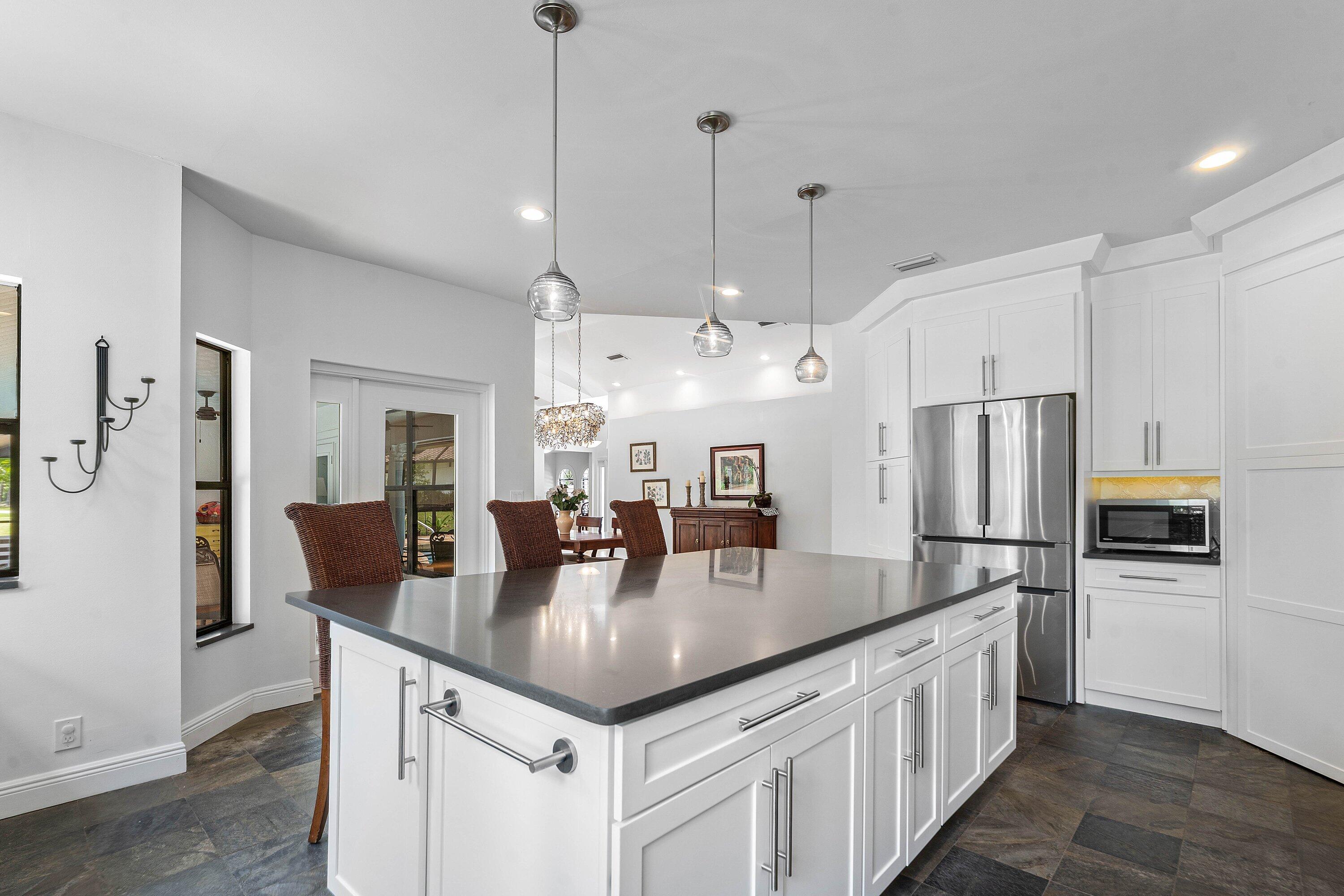 THE LINKS - Residential