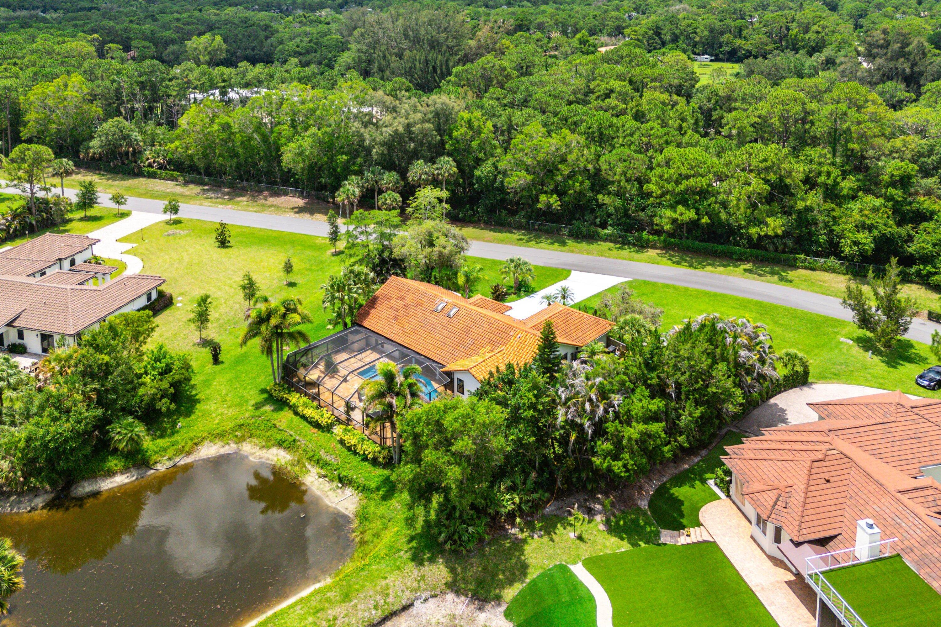 THE LINKS - Residential