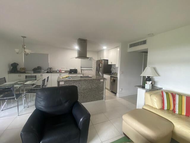 KINGS POINT WATERFORD CONDOS - Residential Lease
