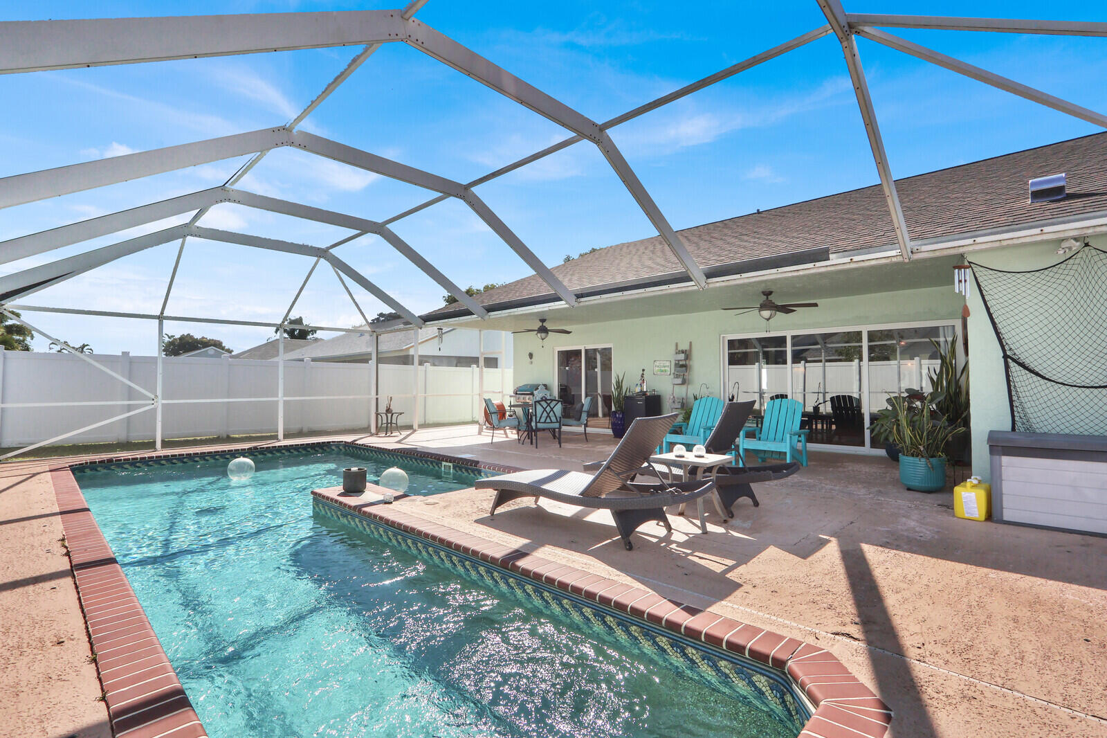 LAKES OF SHERBROOKE PH 7 - Residential