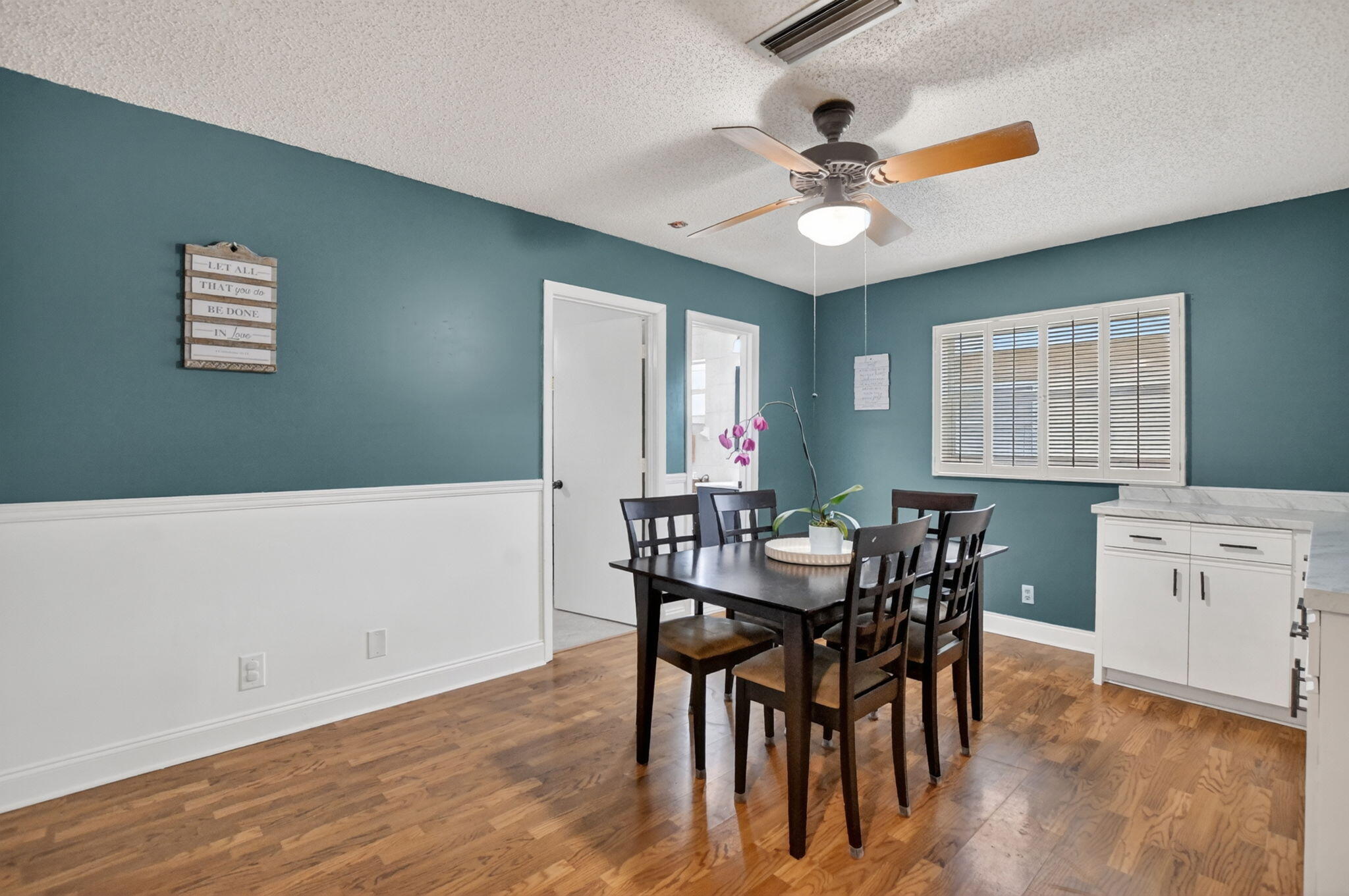 CRYSTAL LAKE 4TH SEC - Residential