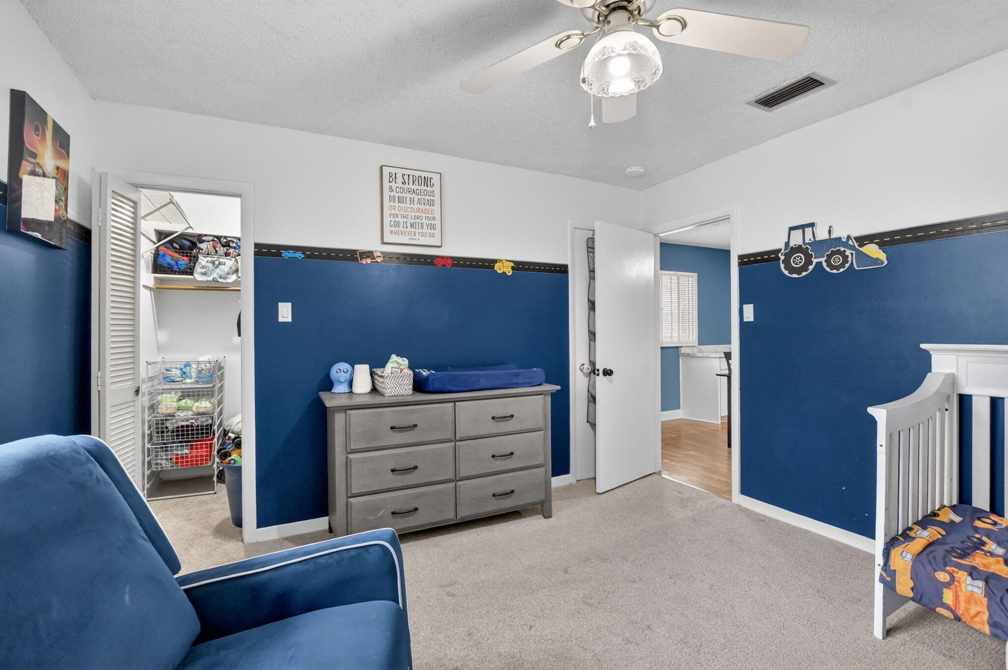 CRYSTAL LAKE 4TH SEC - Residential