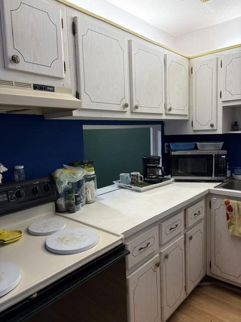 LAKE CLARKE GARDENS CONDO 17 - Residential