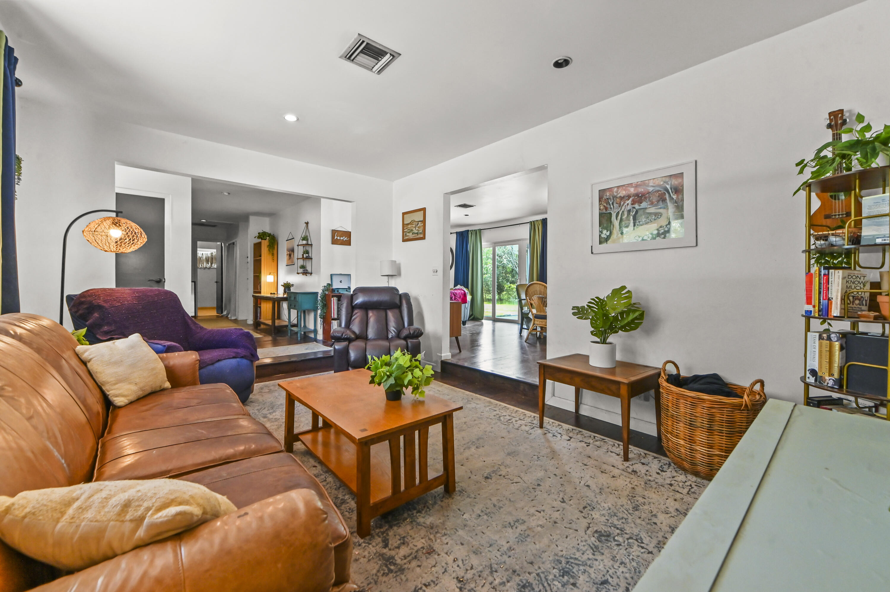 PALM BEACH NATL GOLF AND COUNTRY CLUB - Residential
