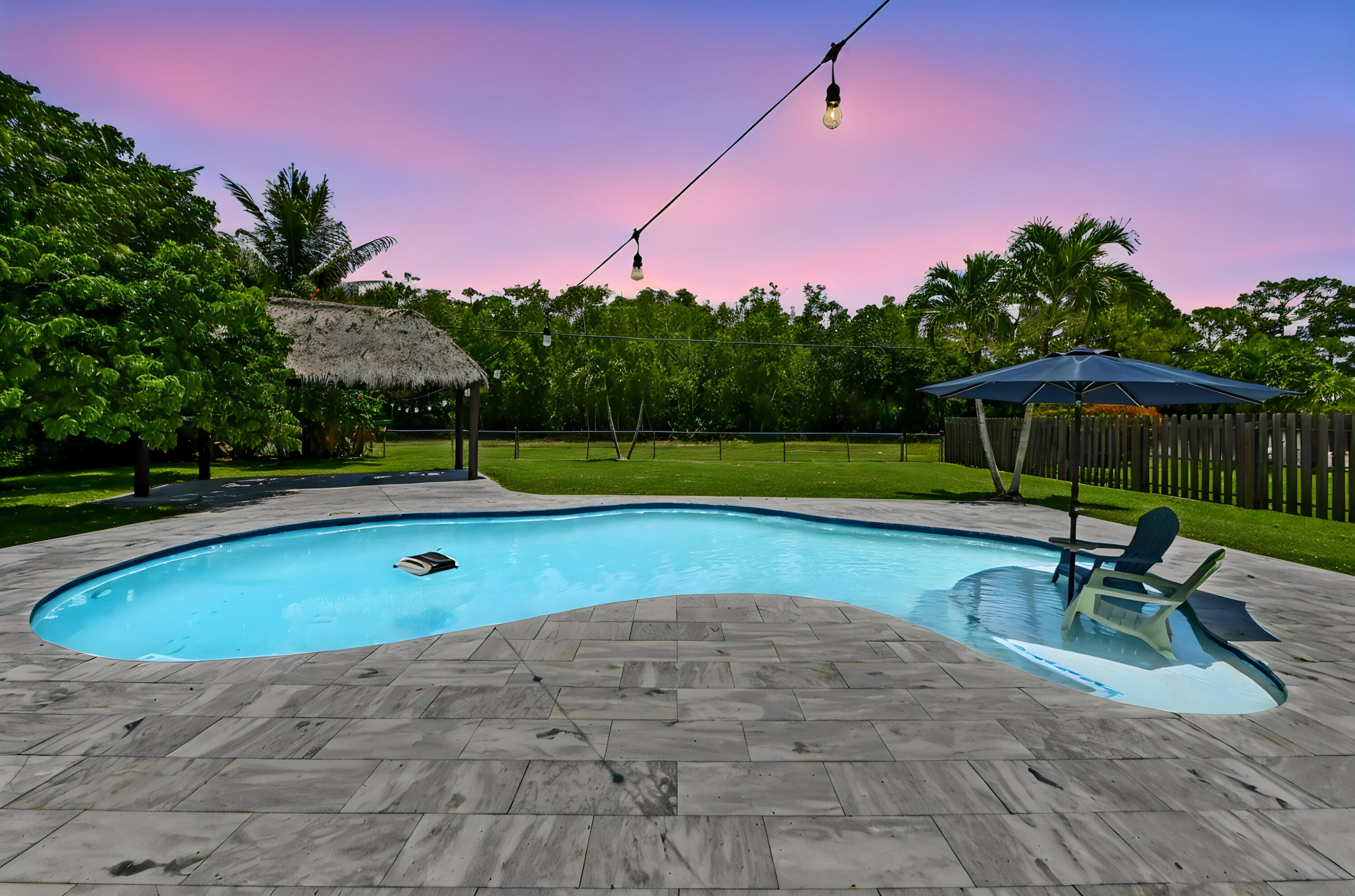 PALM BEACH NATL GOLF AND COUNTRY CLUB - Residential