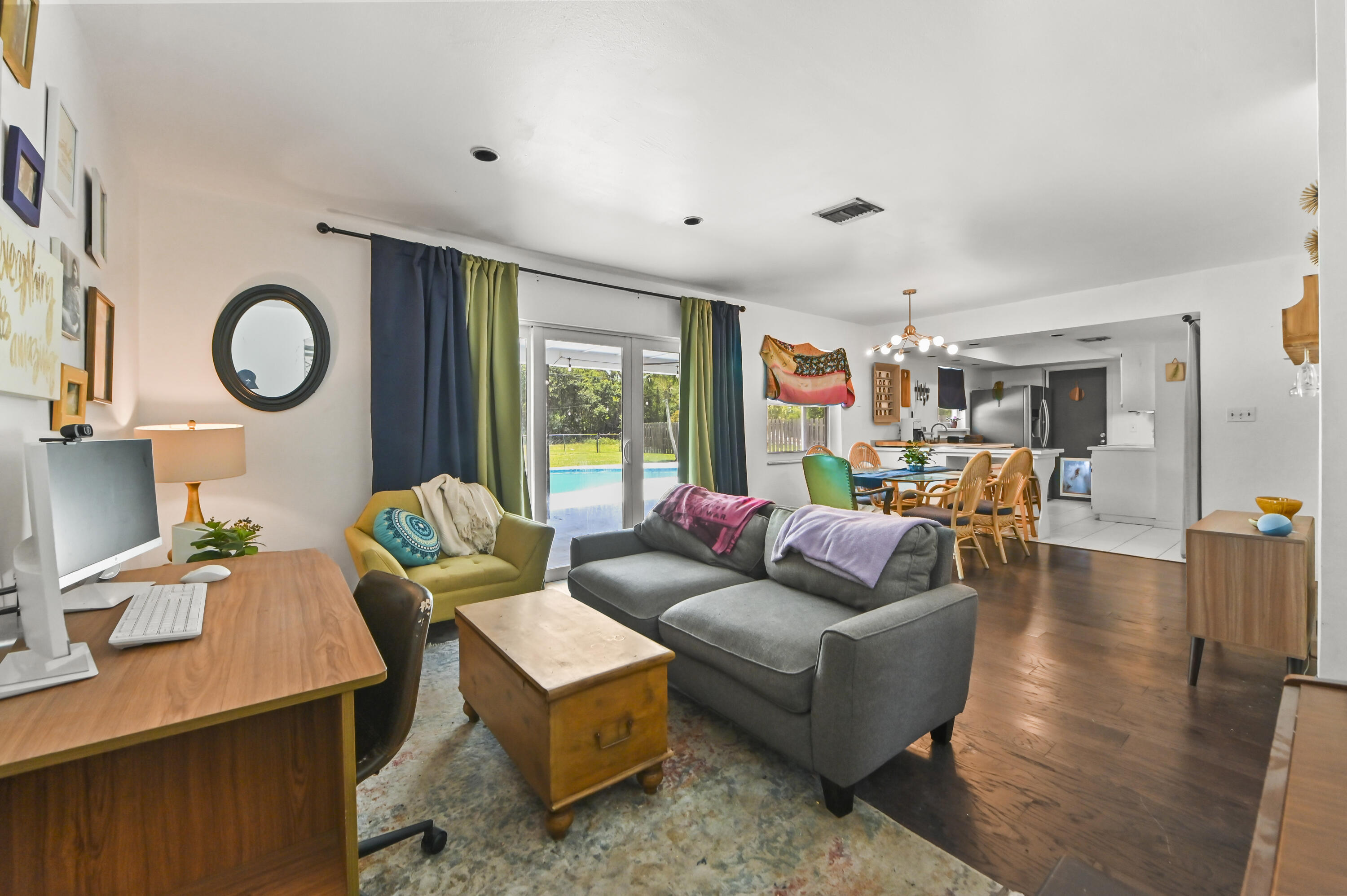 PALM BEACH NATL GOLF AND COUNTRY CLUB - Residential
