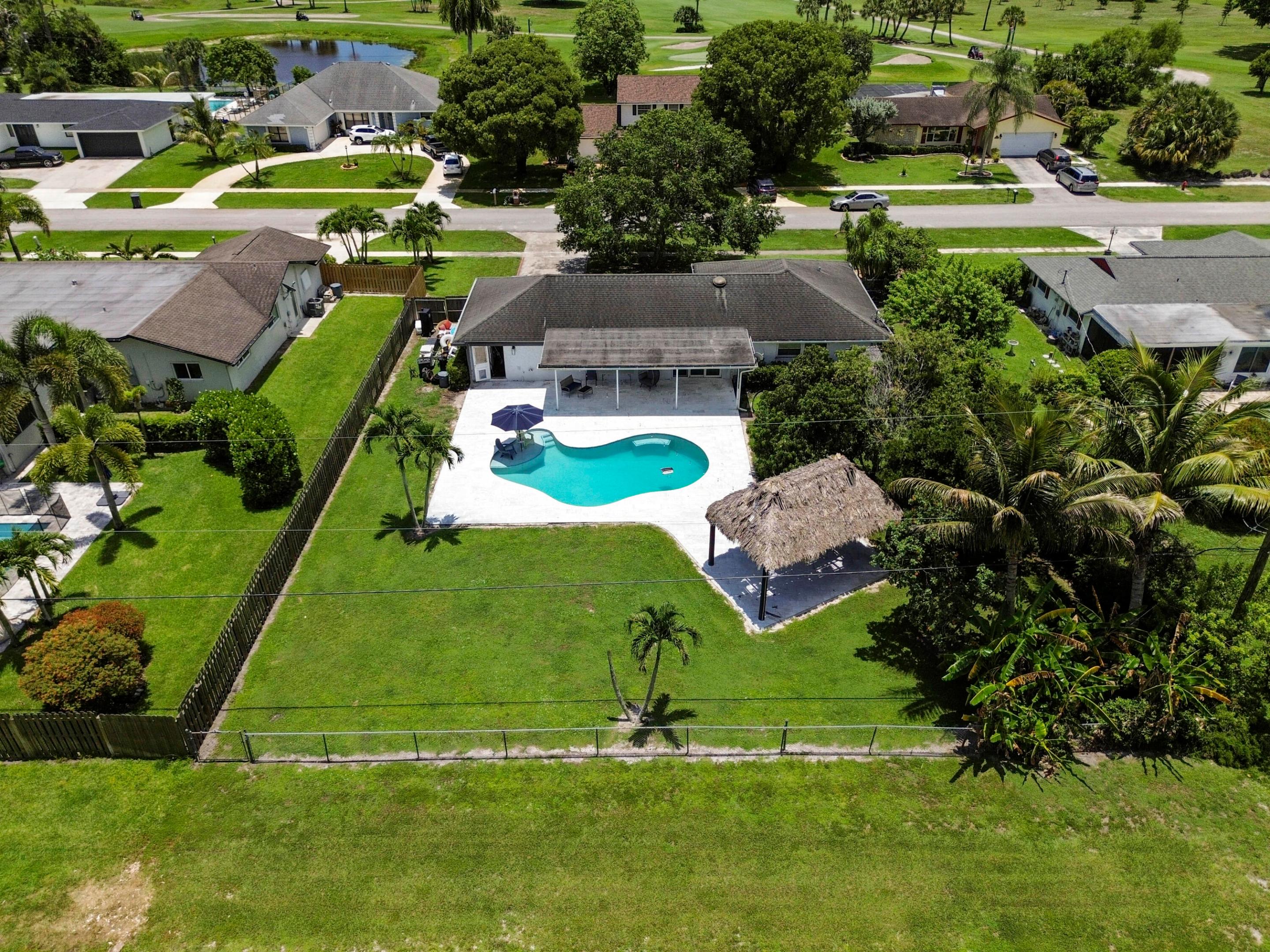 PALM BEACH NATL GOLF AND COUNTRY CLUB - Residential