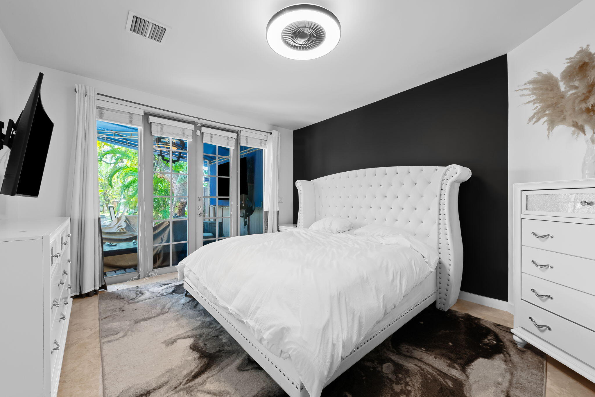 LAUDERDALE - Residential