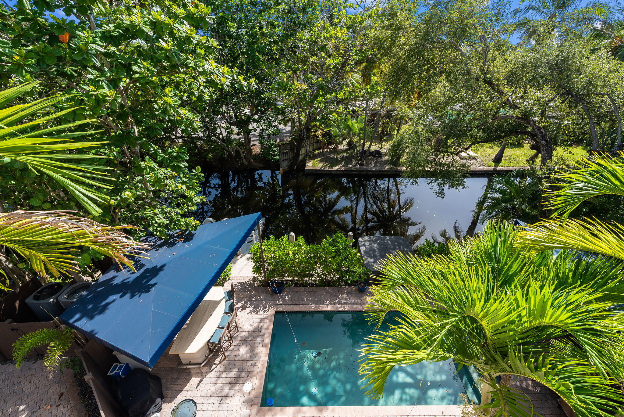LAUDERDALE - Residential