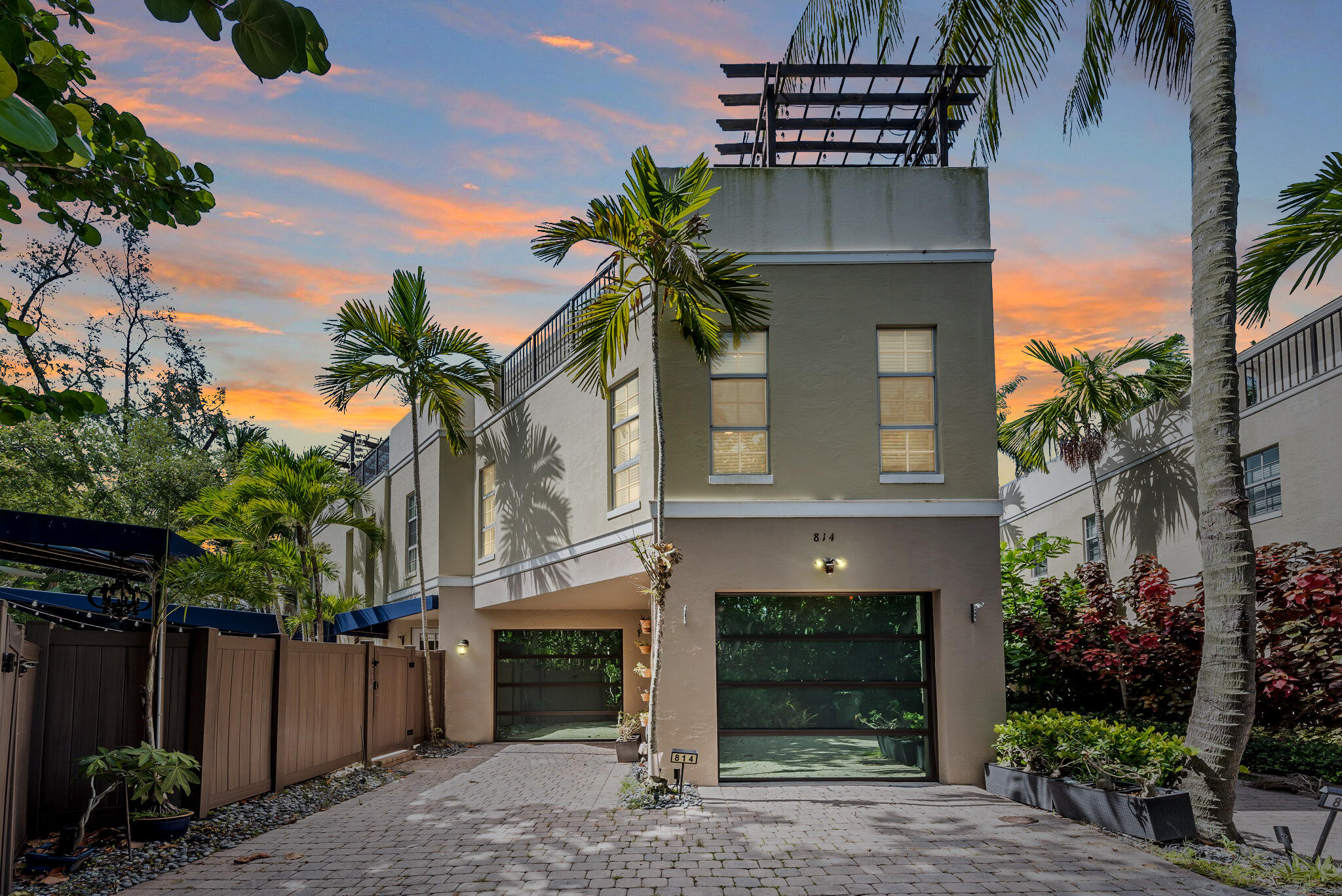 LAUDERDALE - Residential
