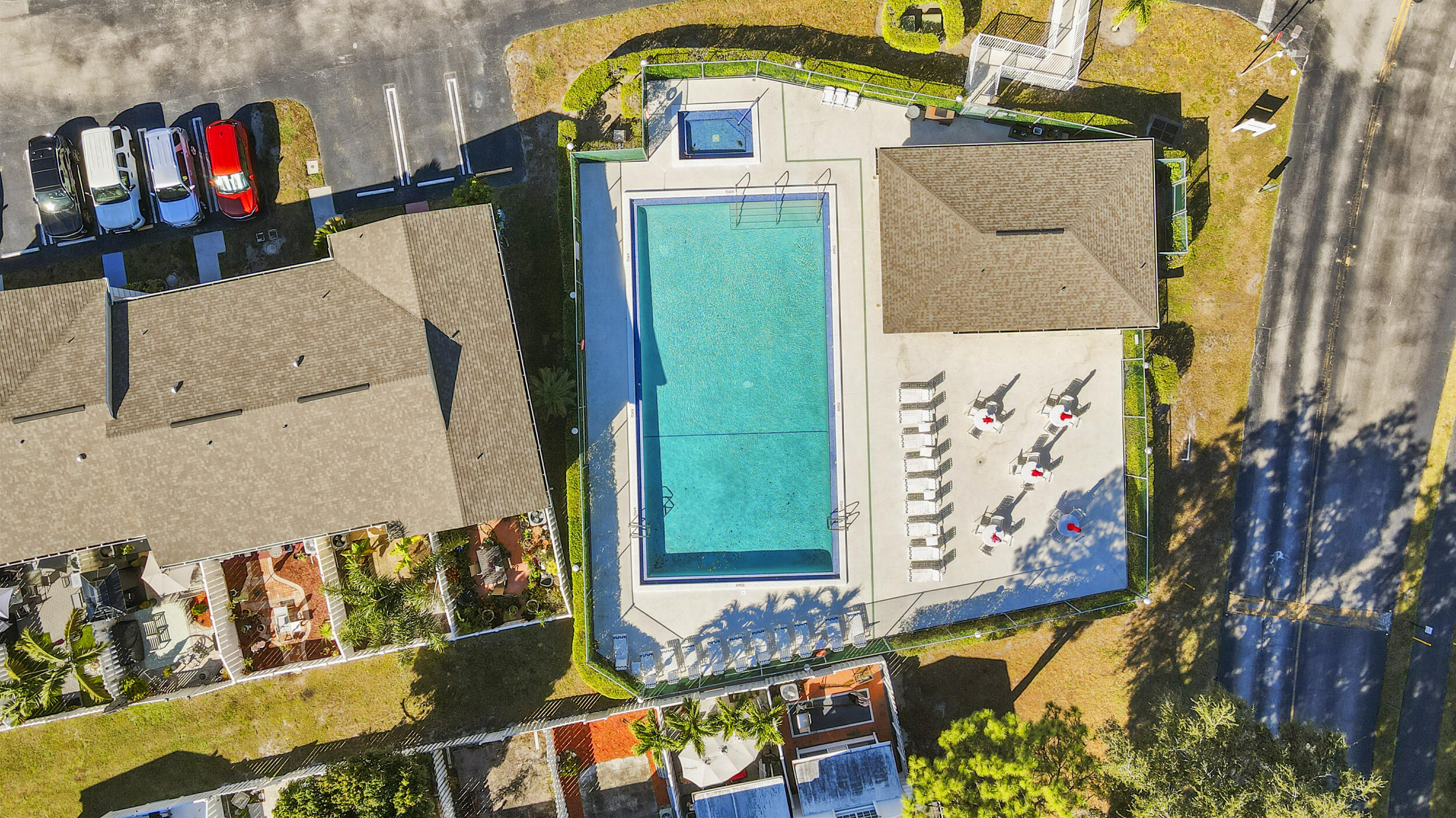CHARTER CLUB OF PALM BEACH - Residential