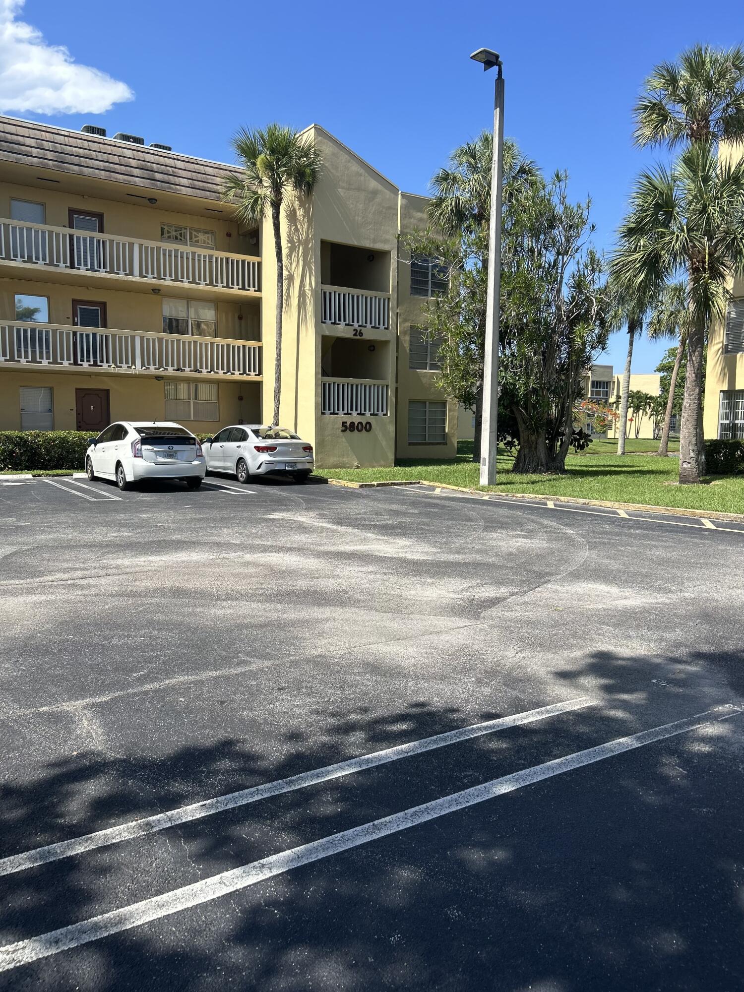 BERMUDA CLUB NINE CONDO - Residential