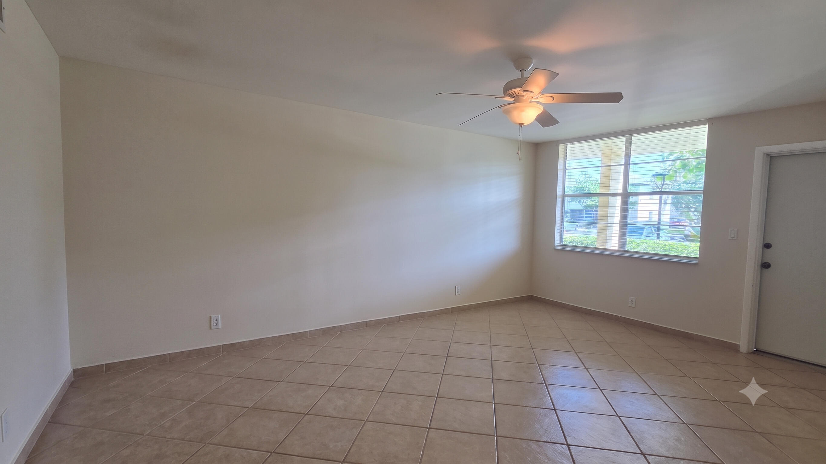 CASA VERANO CONDO - Residential Lease