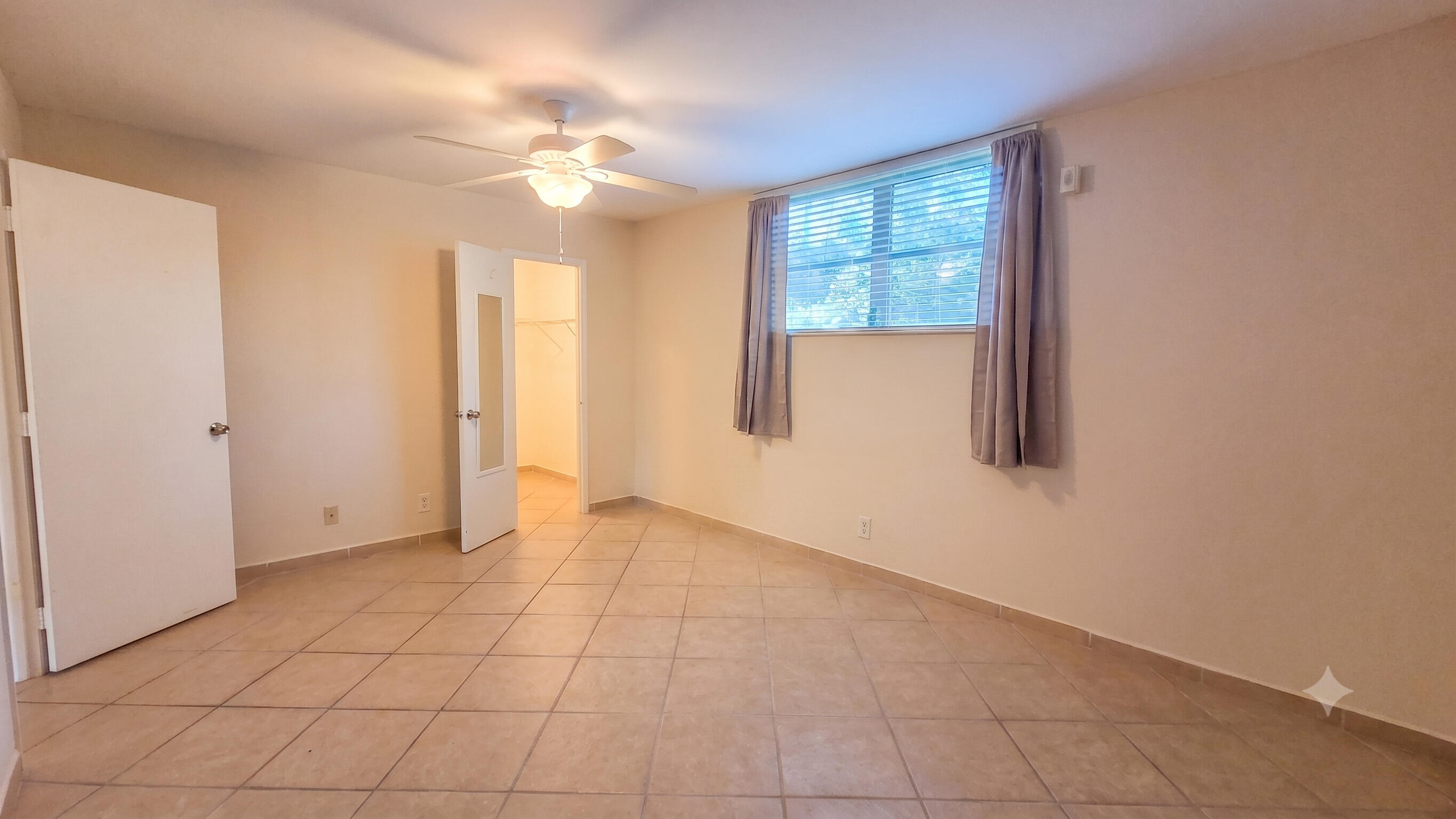 CASA VERANO CONDO - Residential Lease