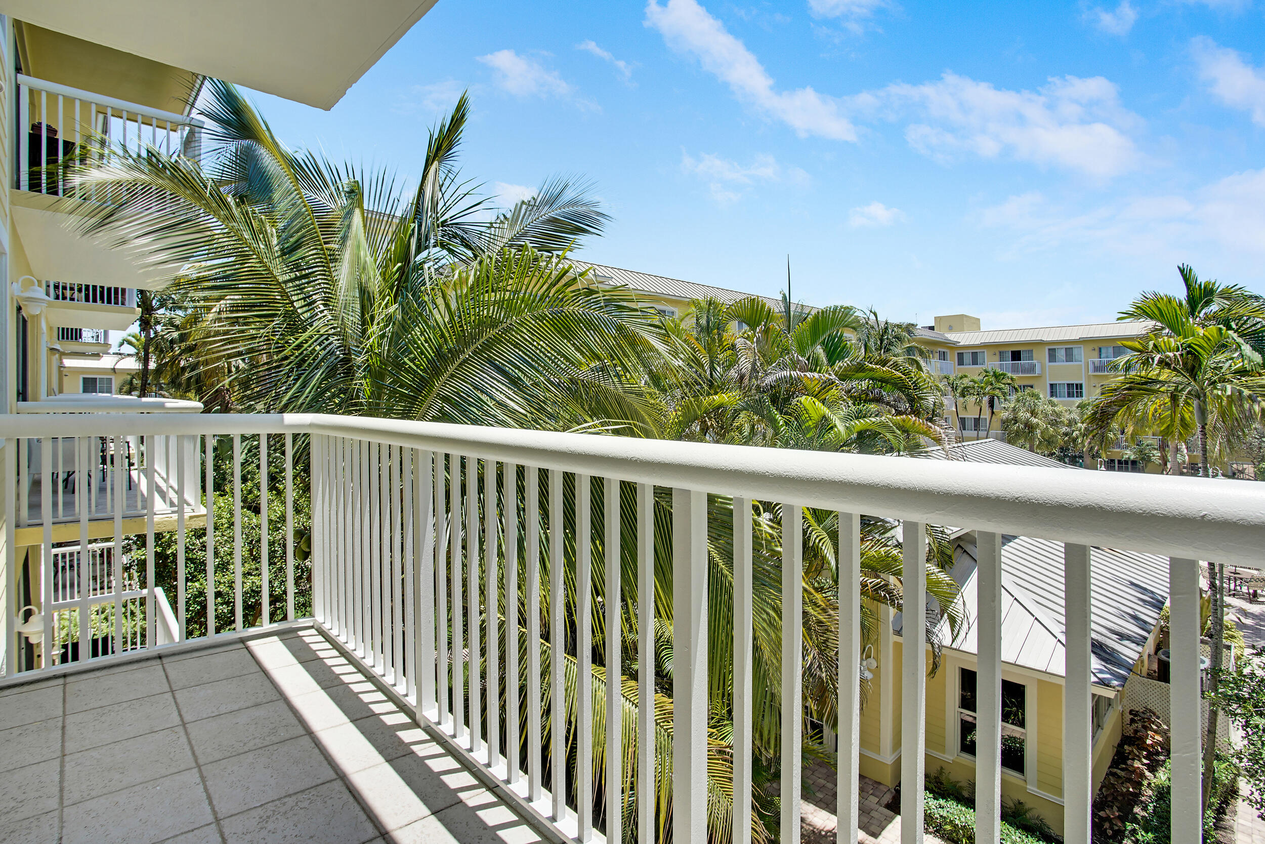 PINE CREST VILLAGE I AT - Residential