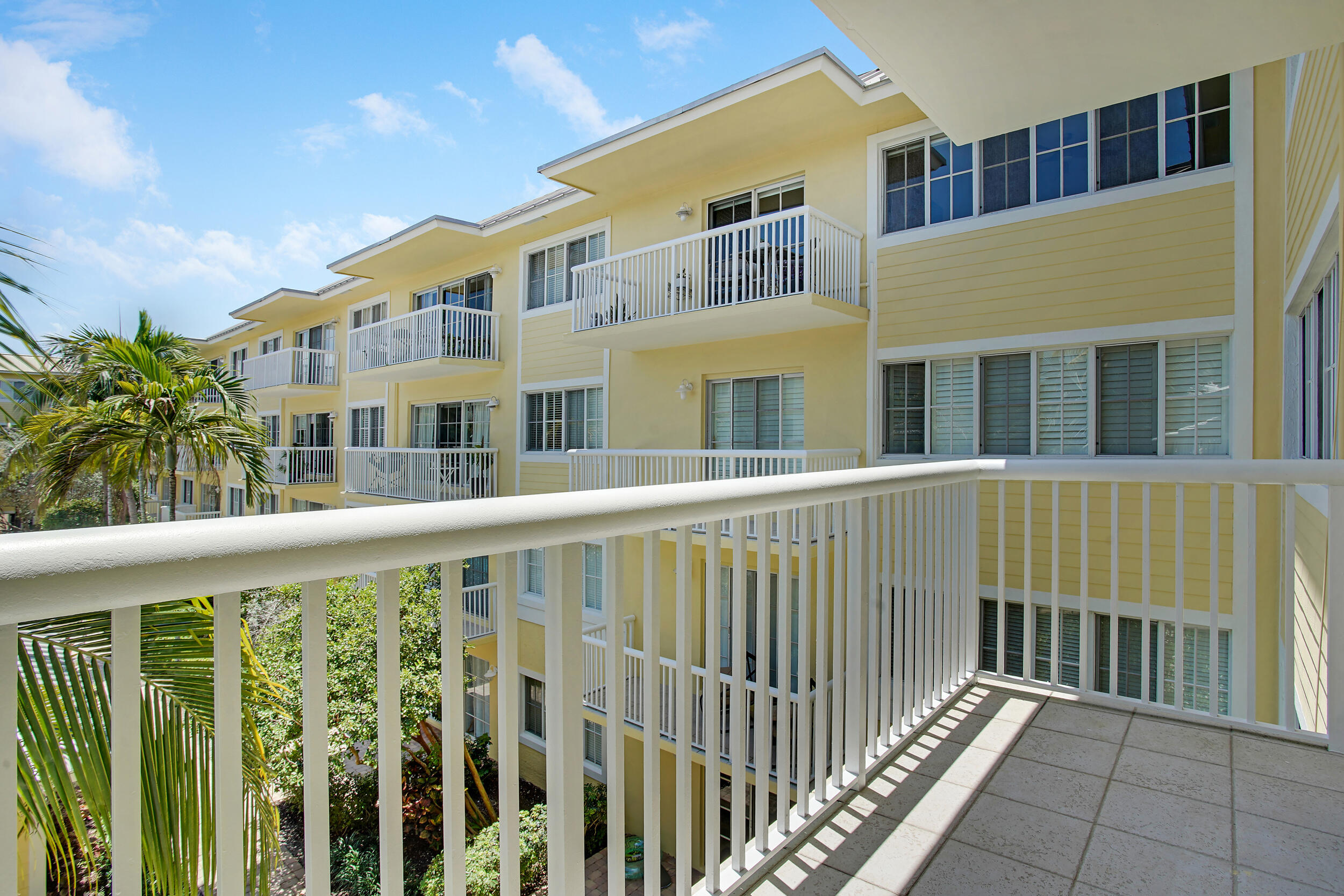 PINE CREST VILLAGE I AT - Residential