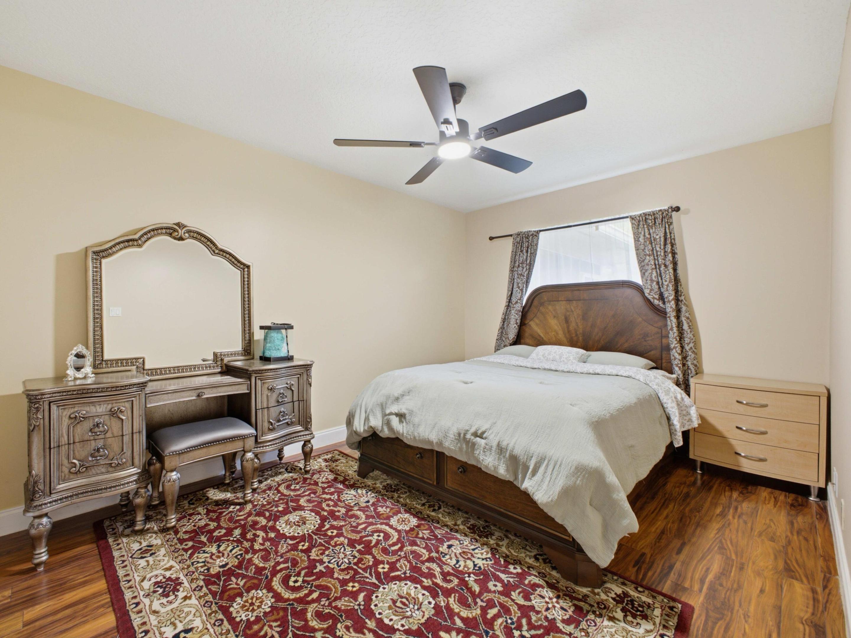 Acreage & Unrec - Residential