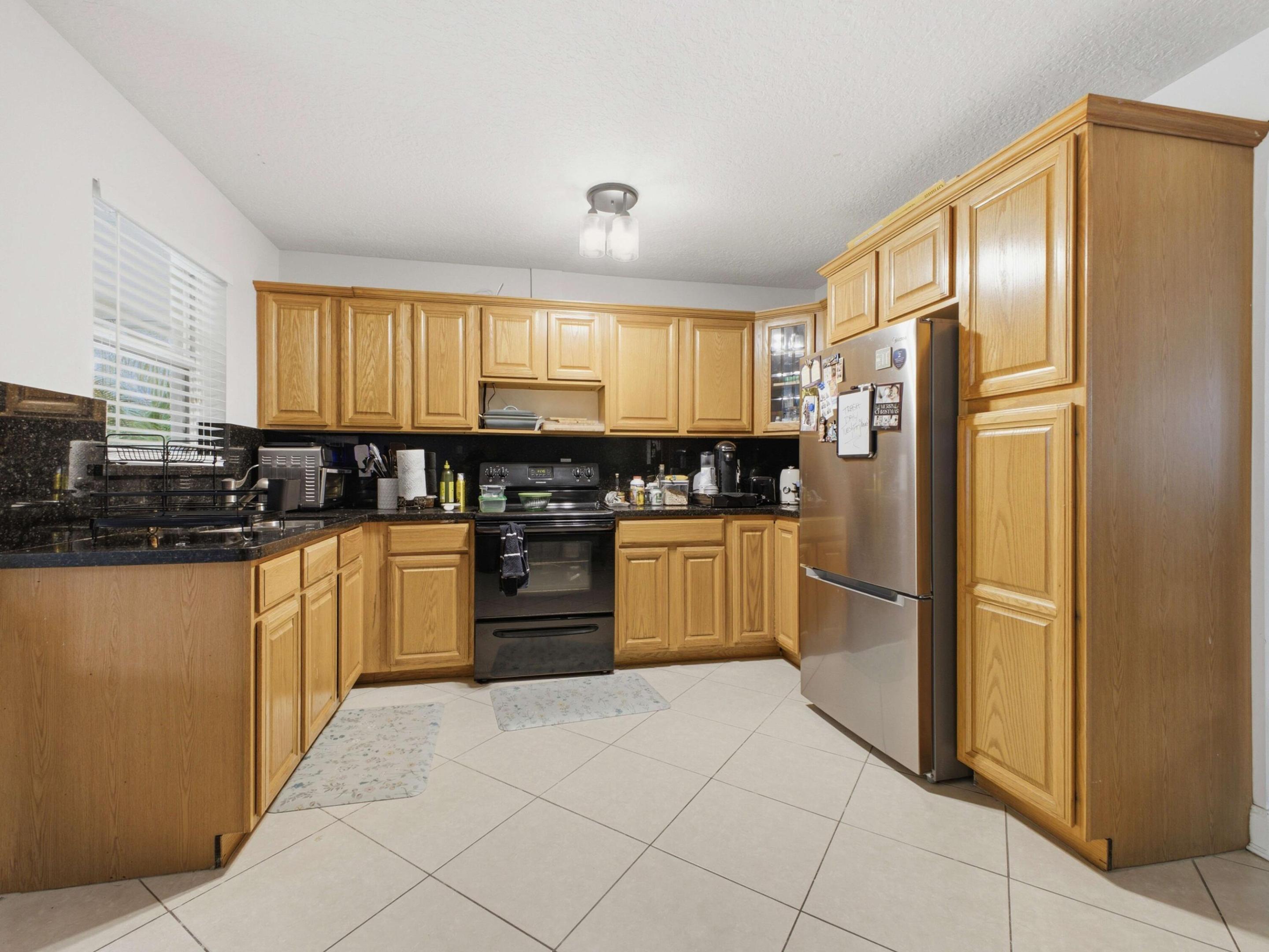 Acreage & Unrec - Residential