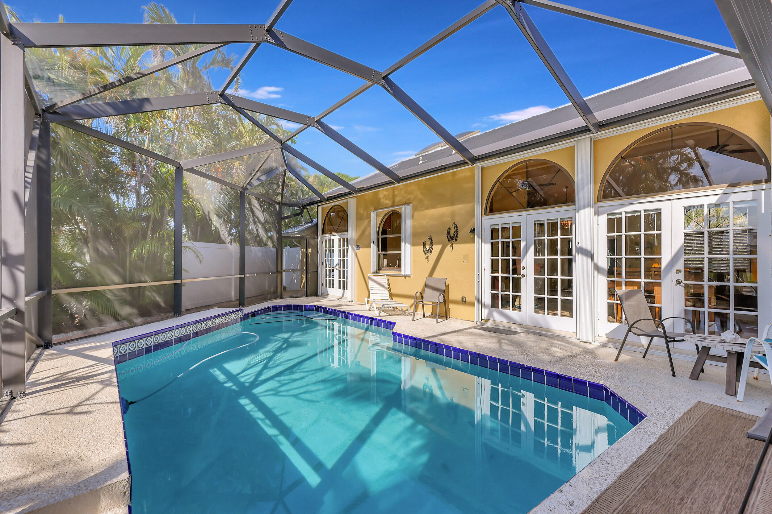 Queen's Cove - Residential Lease