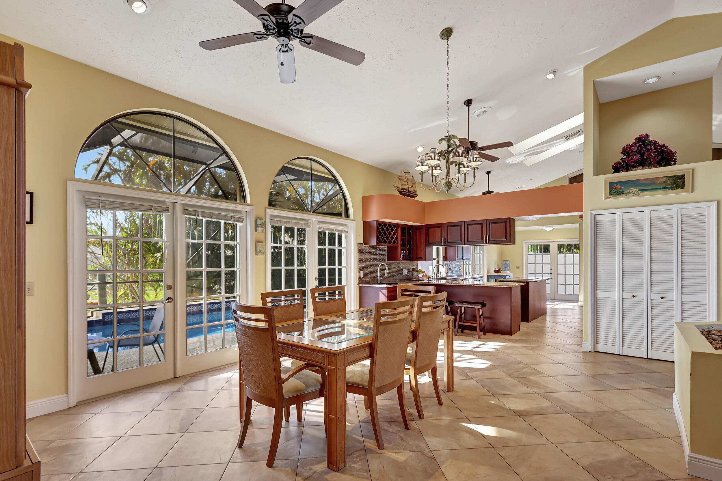 Queen's Cove - Residential Lease