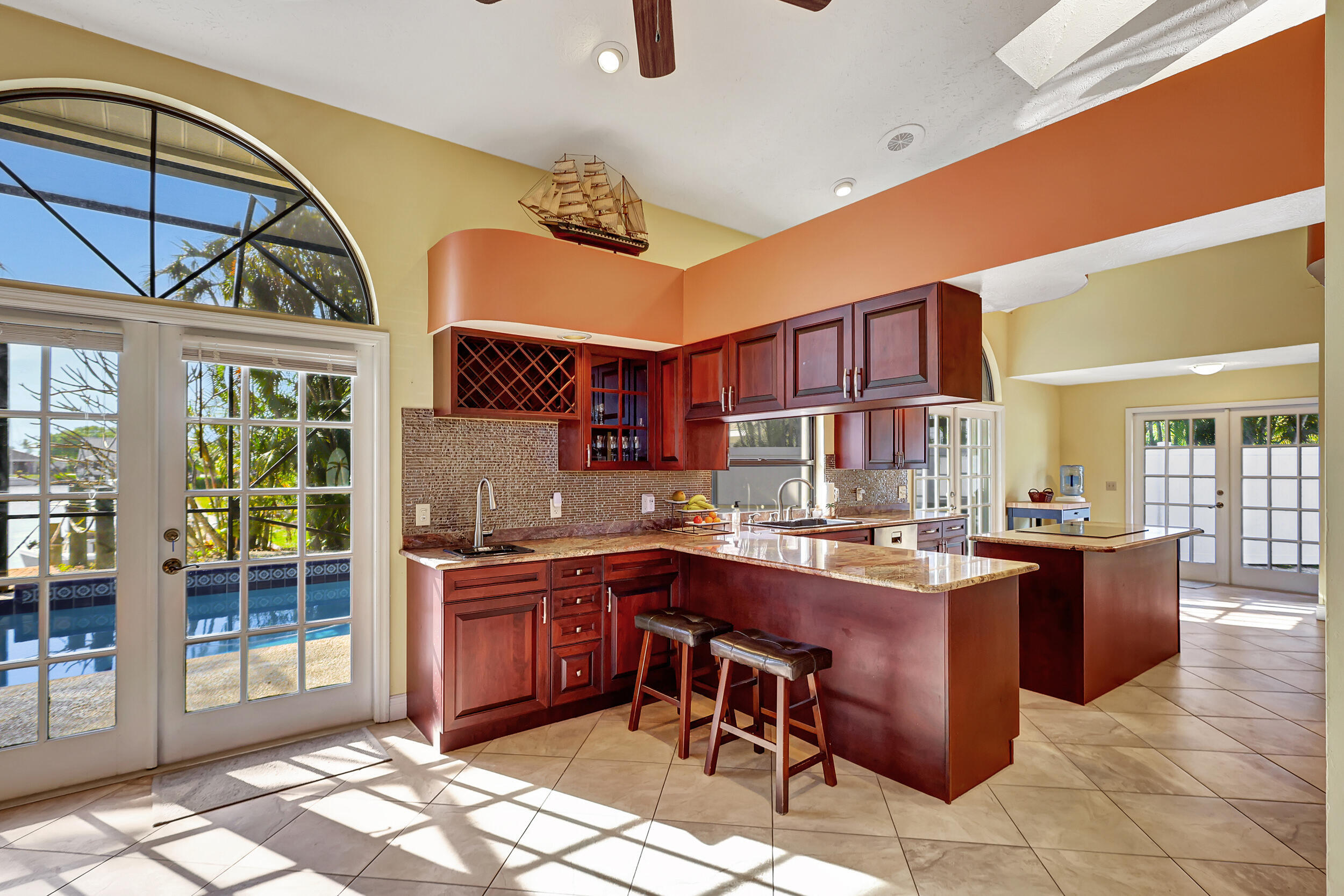 Queen's Cove - Residential Lease
