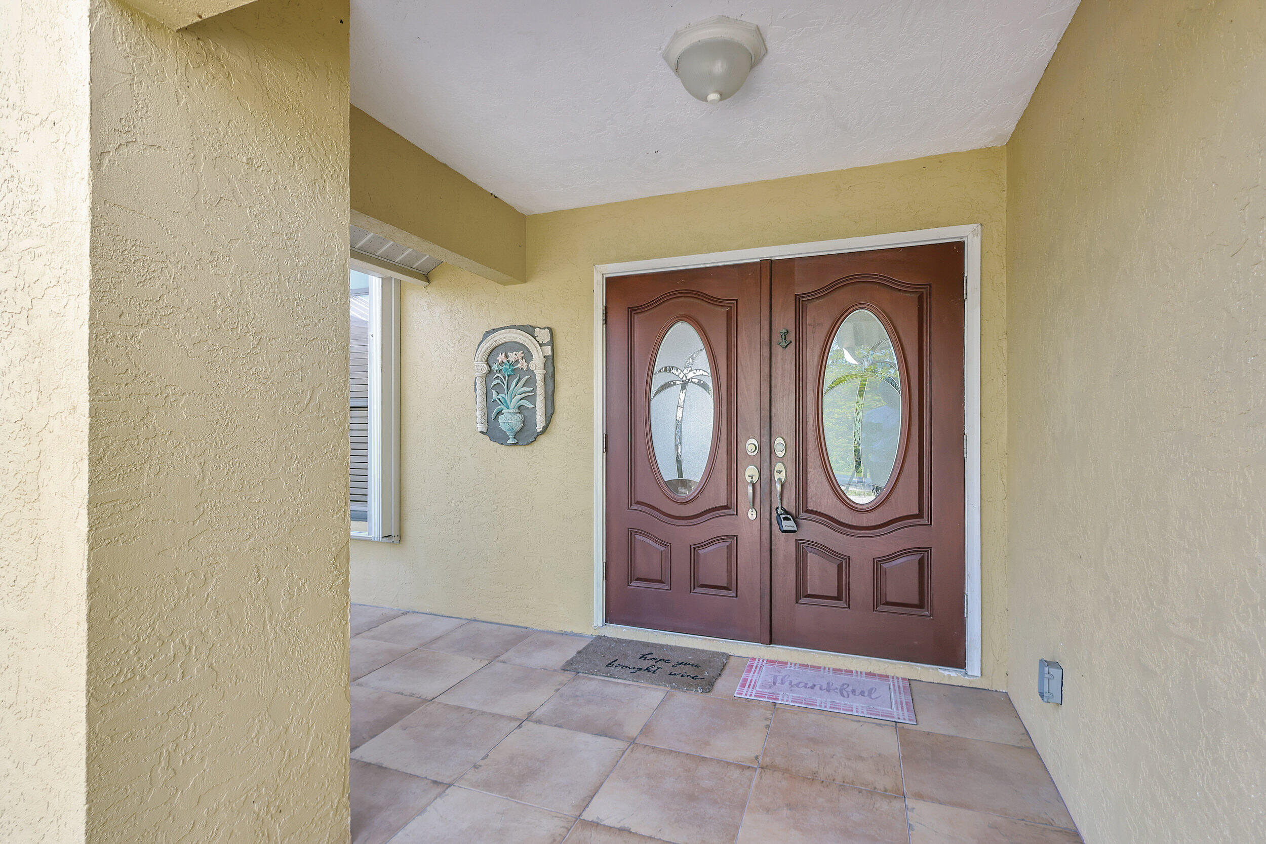 Queen's Cove - Residential Lease