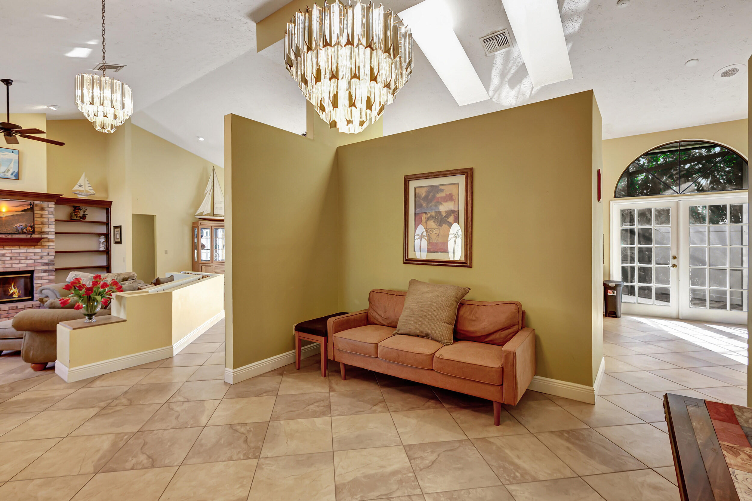 Queen's Cove - Residential Lease