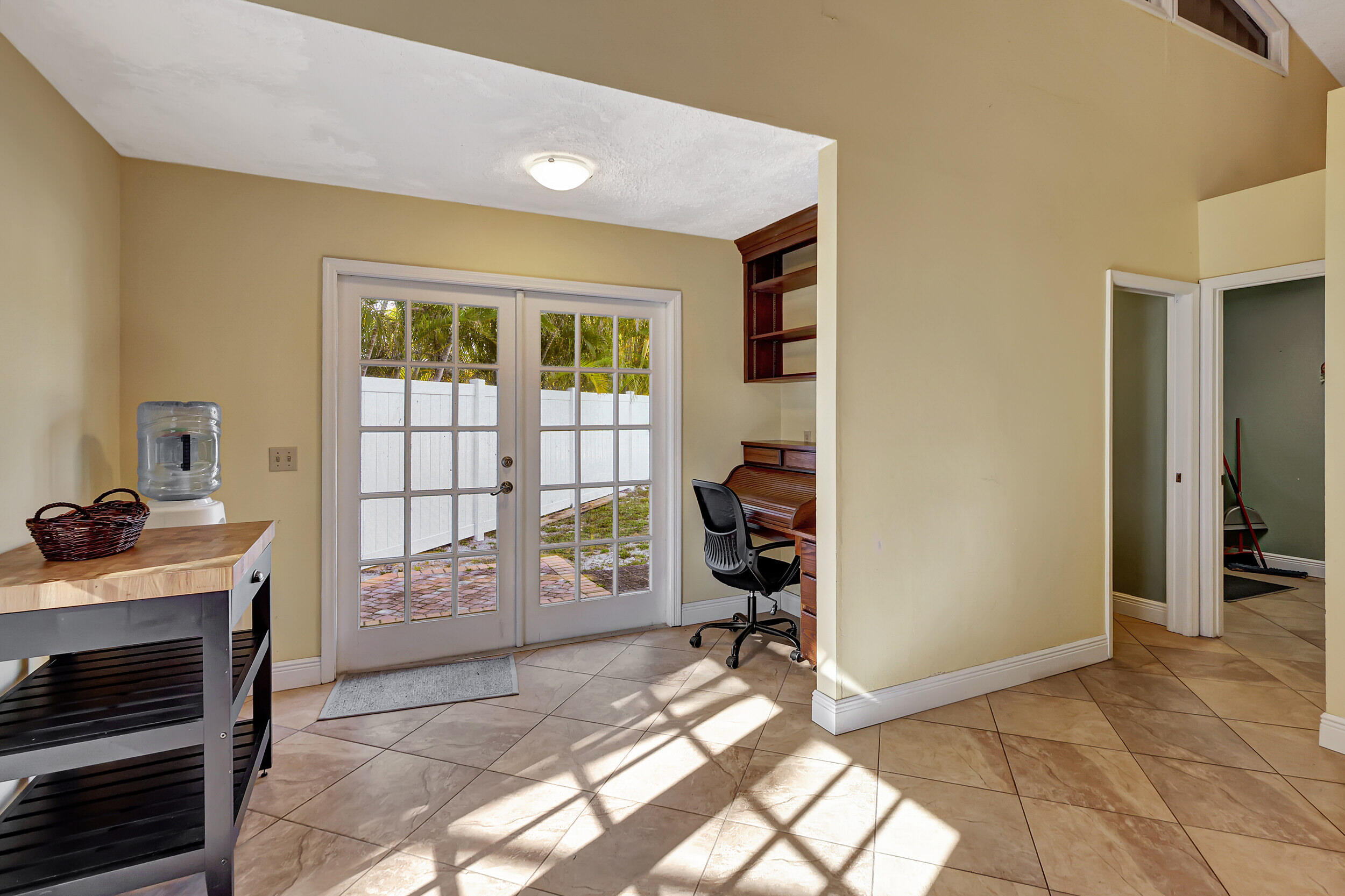 Queen's Cove - Residential Lease