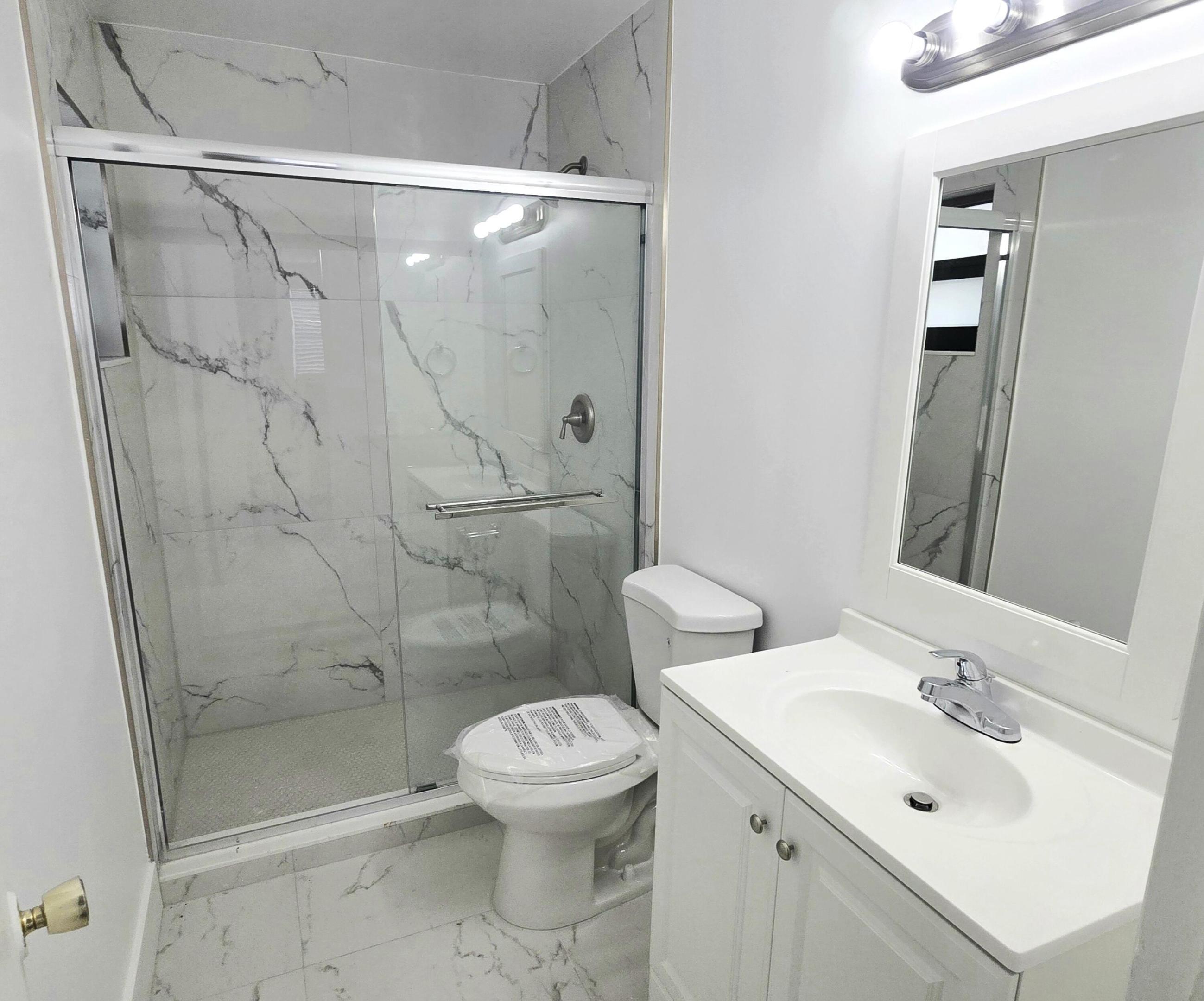 COLLIER MANOR 2ND ADD - Residential Lease