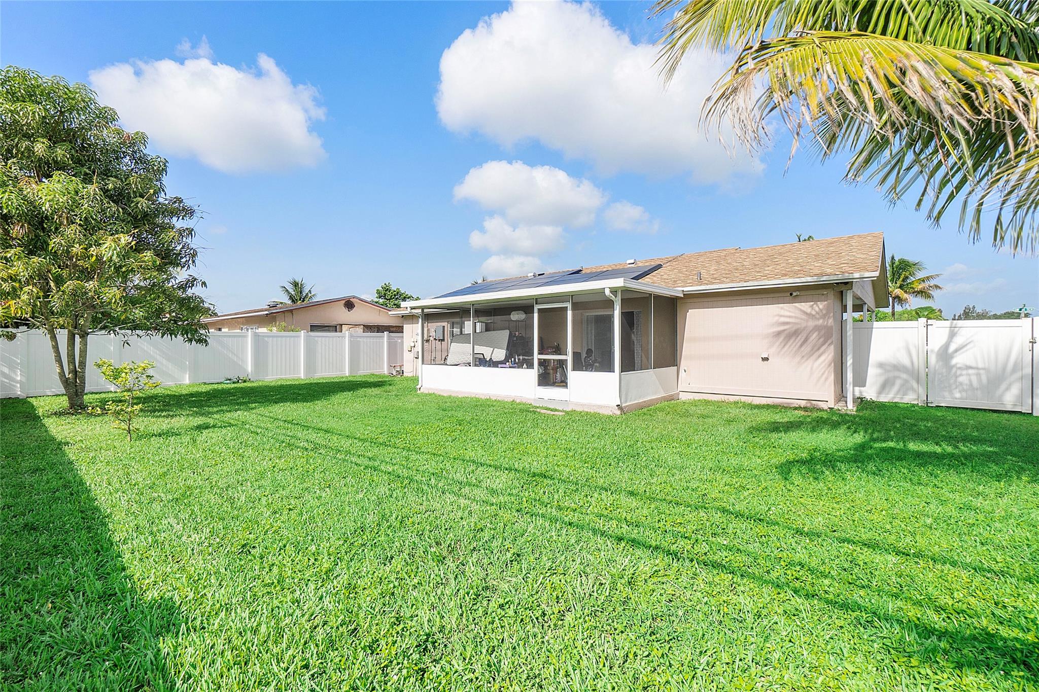 North Lauderdale Village - Residential