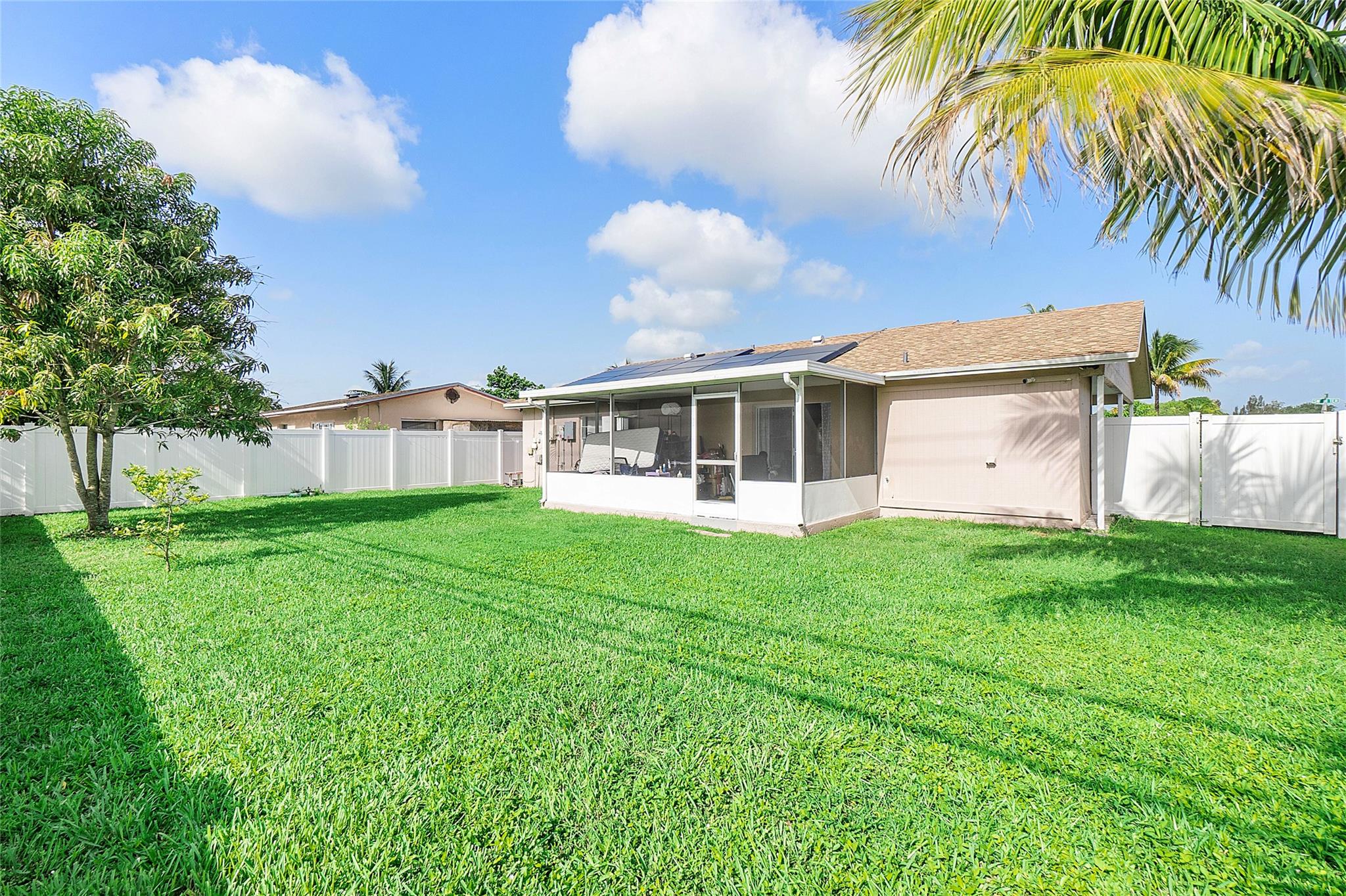 North Lauderdale Village - Residential
