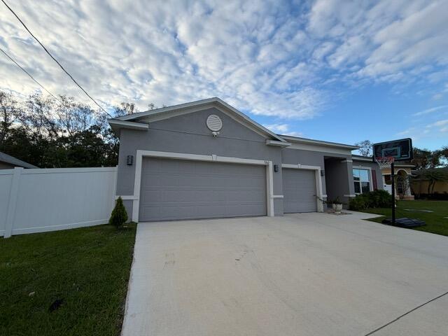 PORT ST LUCIE SECTION 48 1ST REPLAT - Residential