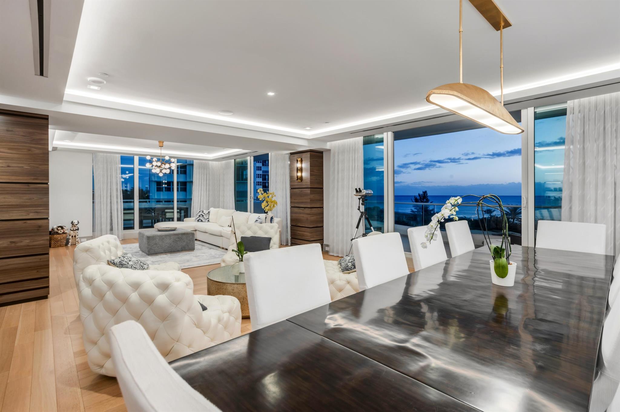 ARAGON CONDO - Residential