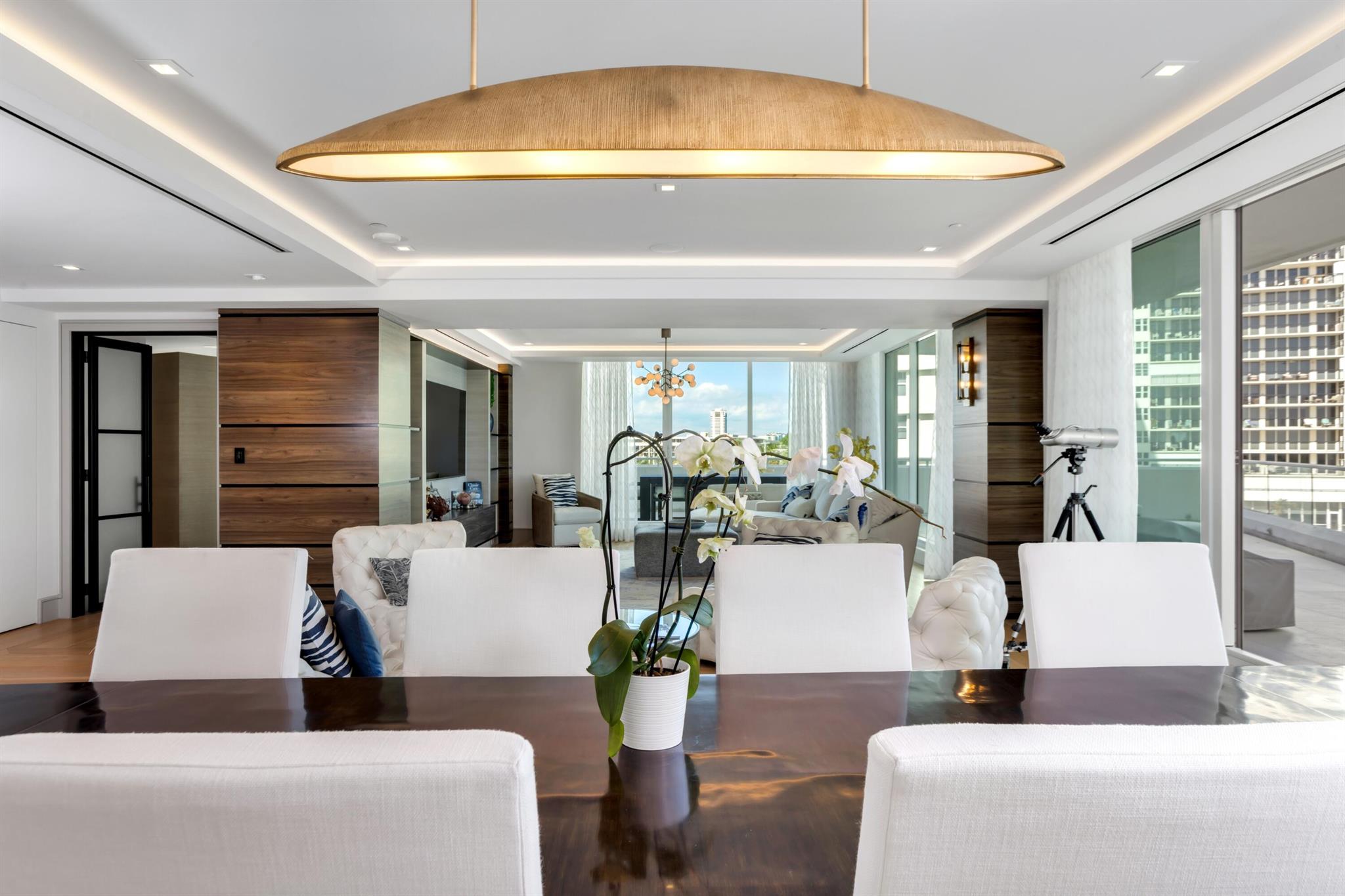 ARAGON CONDO - Residential