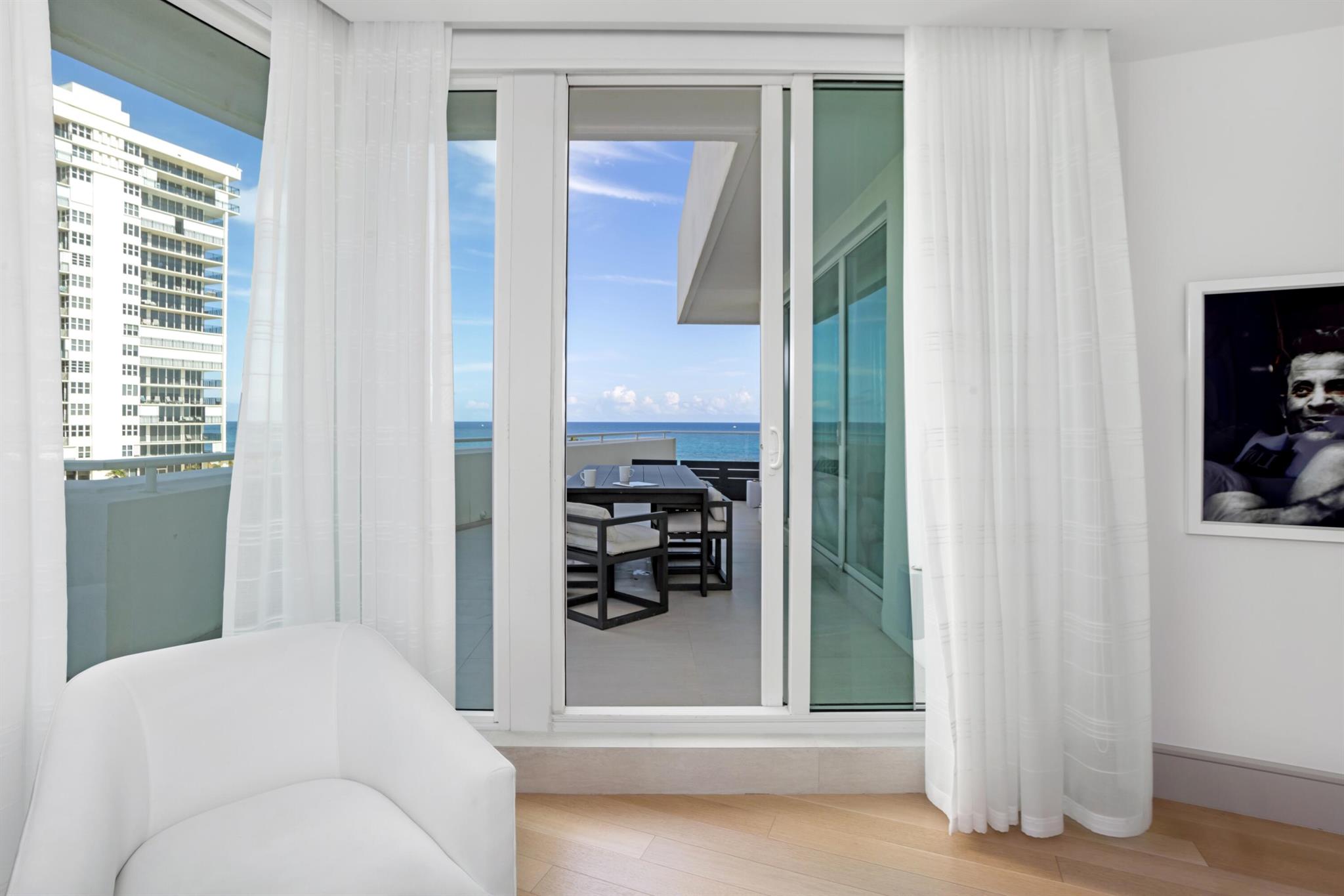 ARAGON CONDO - Residential