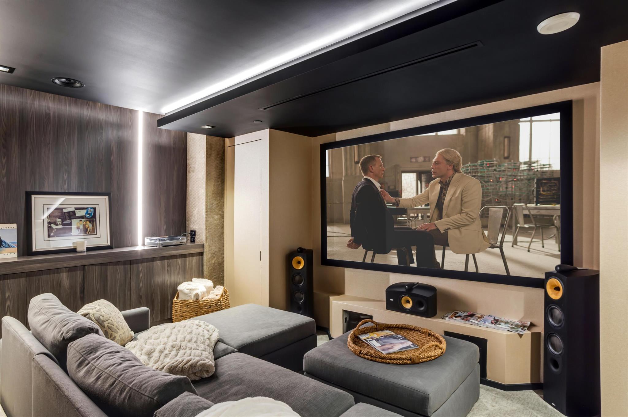 ARAGON CONDO - Residential
