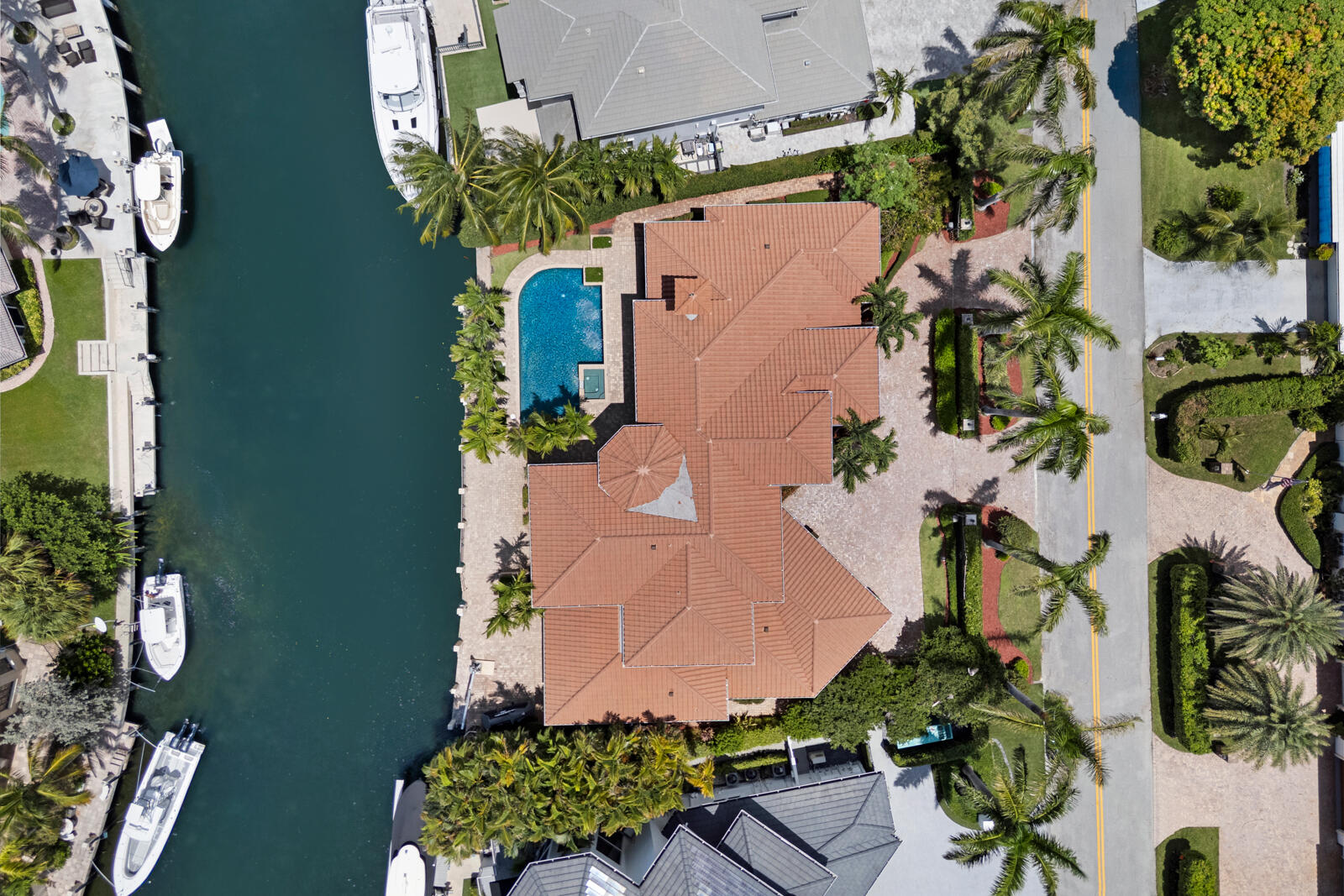SUN AND SURF - Residential