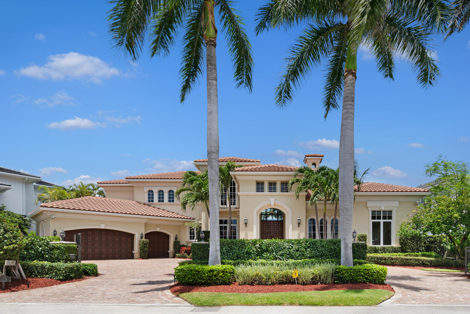 SUN AND SURF - Residential